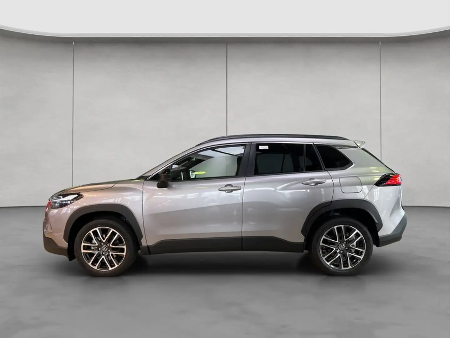 Toyota Corolla Cross Hybrid 2.0 VVT-i Teamplayer Silber - 2