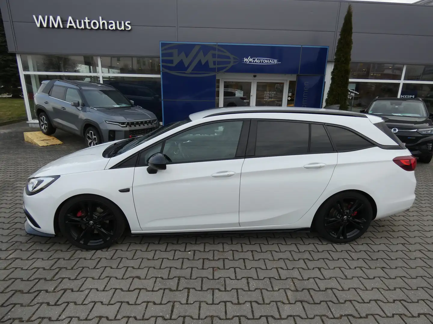 Opel Astra Sports Tourer 1.6 Turbo Start/Stop Automatik Inno. Weiß - 2