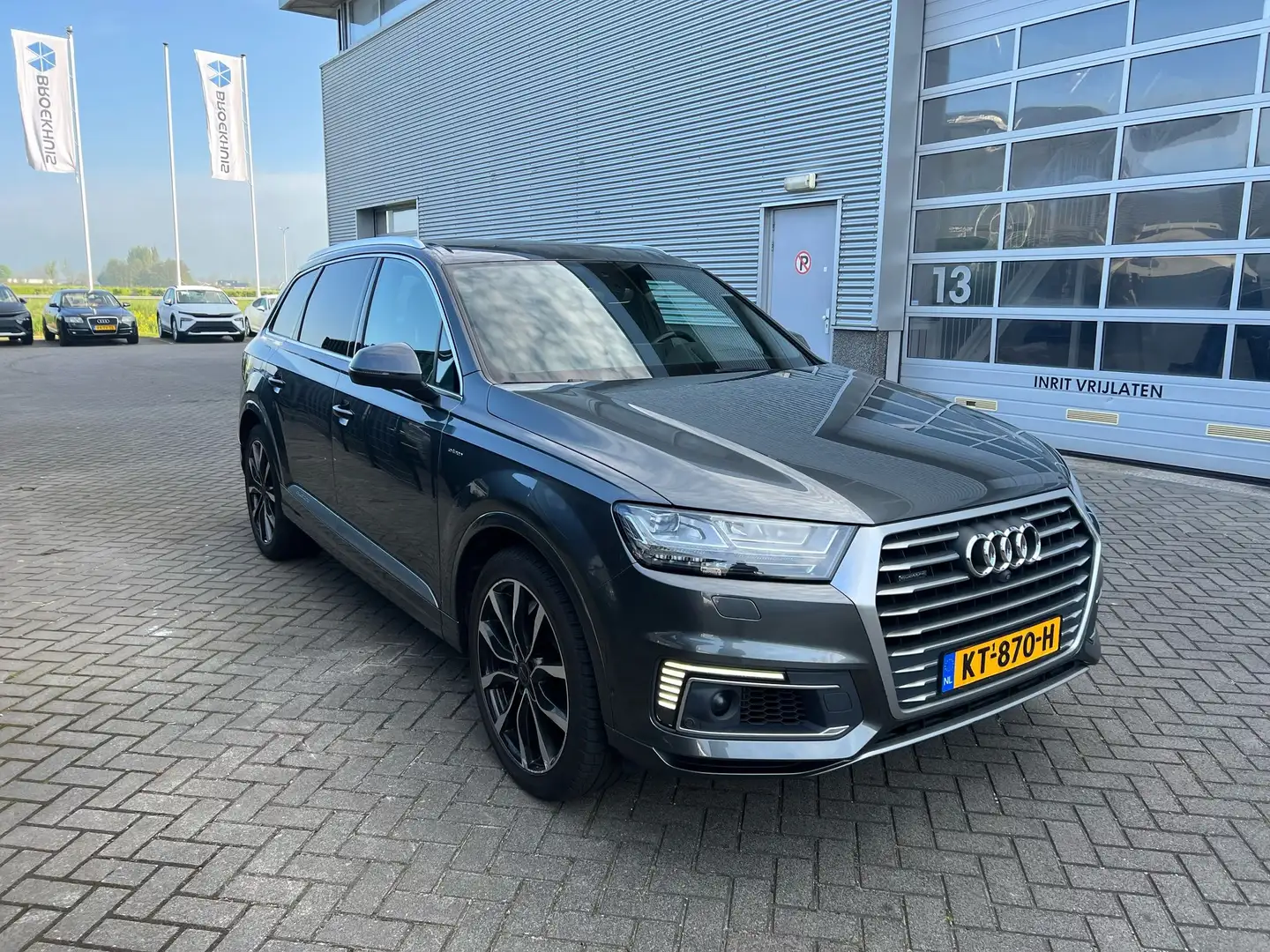 Audi Q7 Q7 3.0 TDI e-tr. q. Sp. Grijs - 2