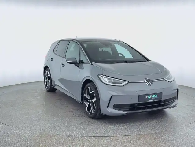 Volkswagen Id.3 view 3