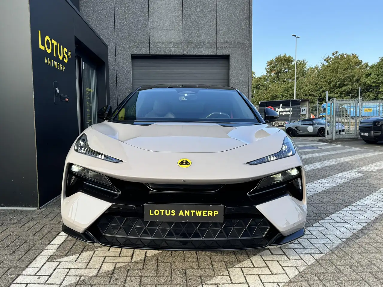 Lotus Eletre 2023