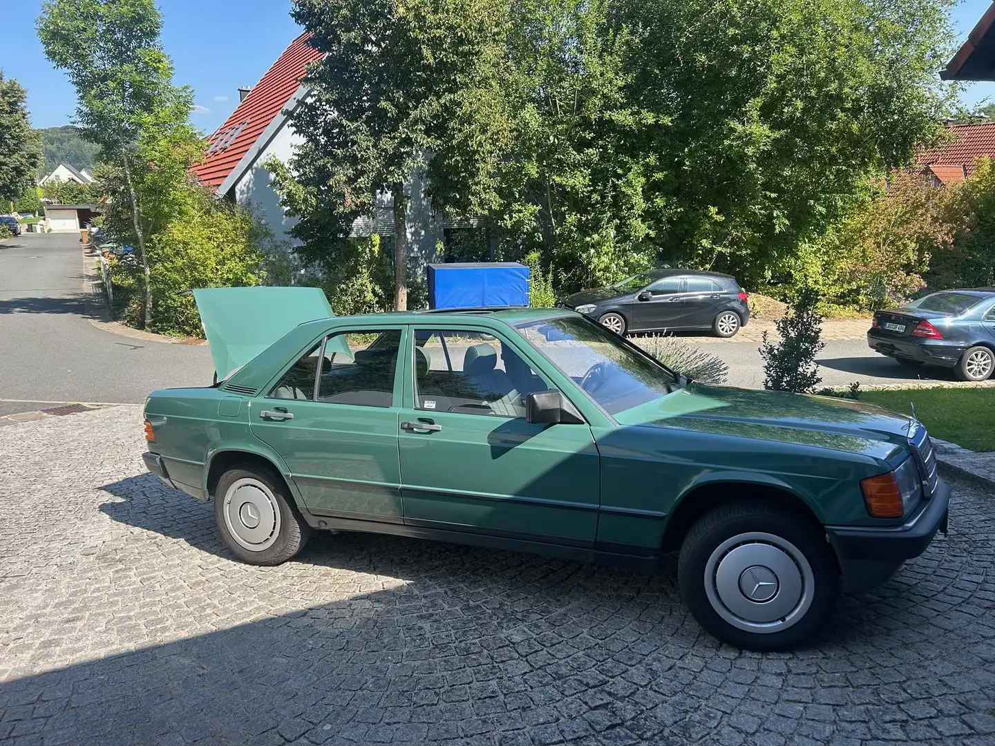 Mercedes-Benz 190 190 E mit H Zulassung Grün - 2