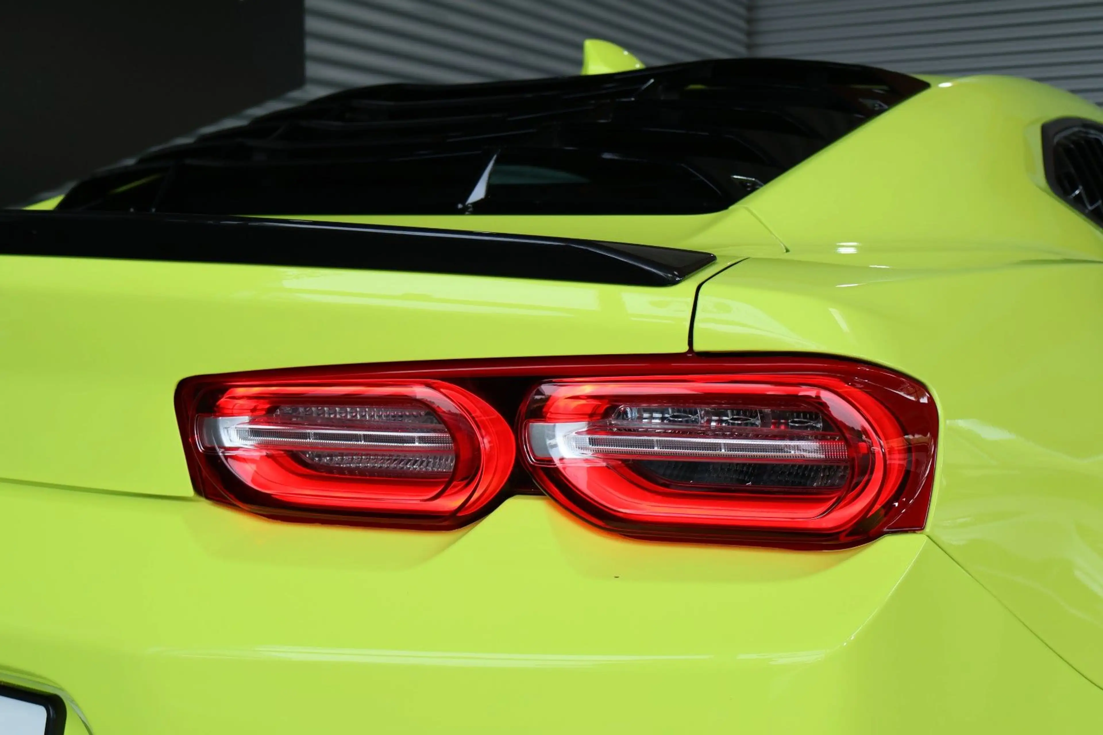 Chevrolet Camaro 2.0L ZL1 Optik/BOSE/RFK/LED/CARPLAY — photo 9