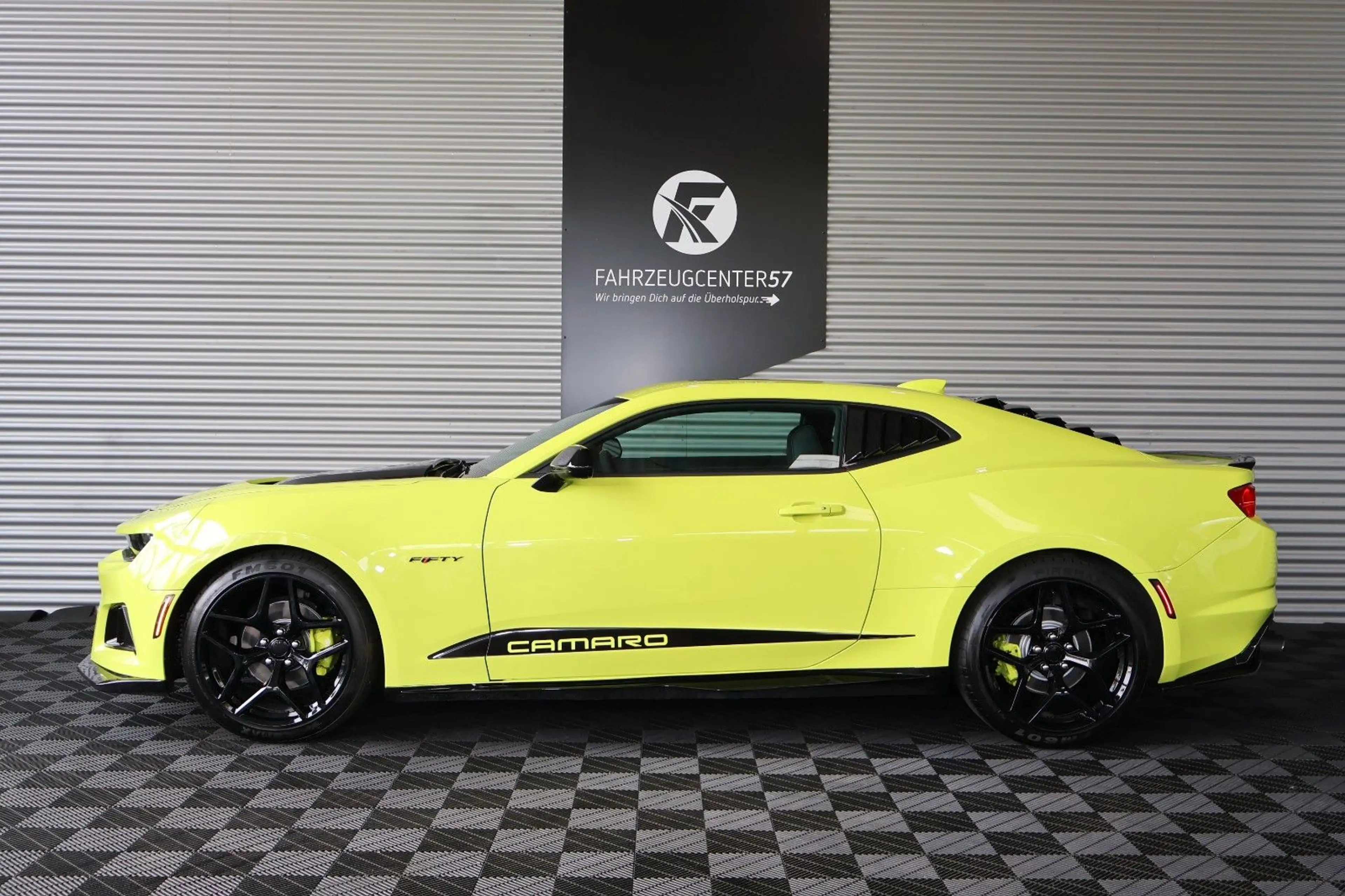 Chevrolet Camaro 2.0L ZL1 Optik/BOSE/RFK/LED/CARPLAY — photo 2