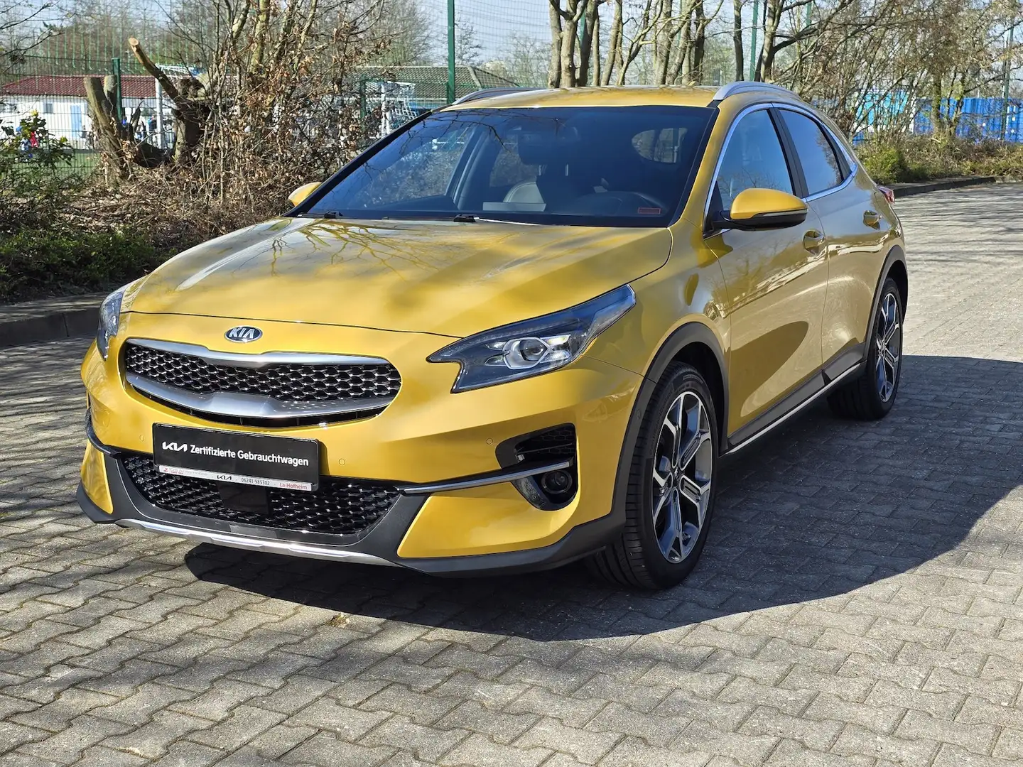Kia XCeed 1.6T DCT Xdition Navigation| Gelb - 2