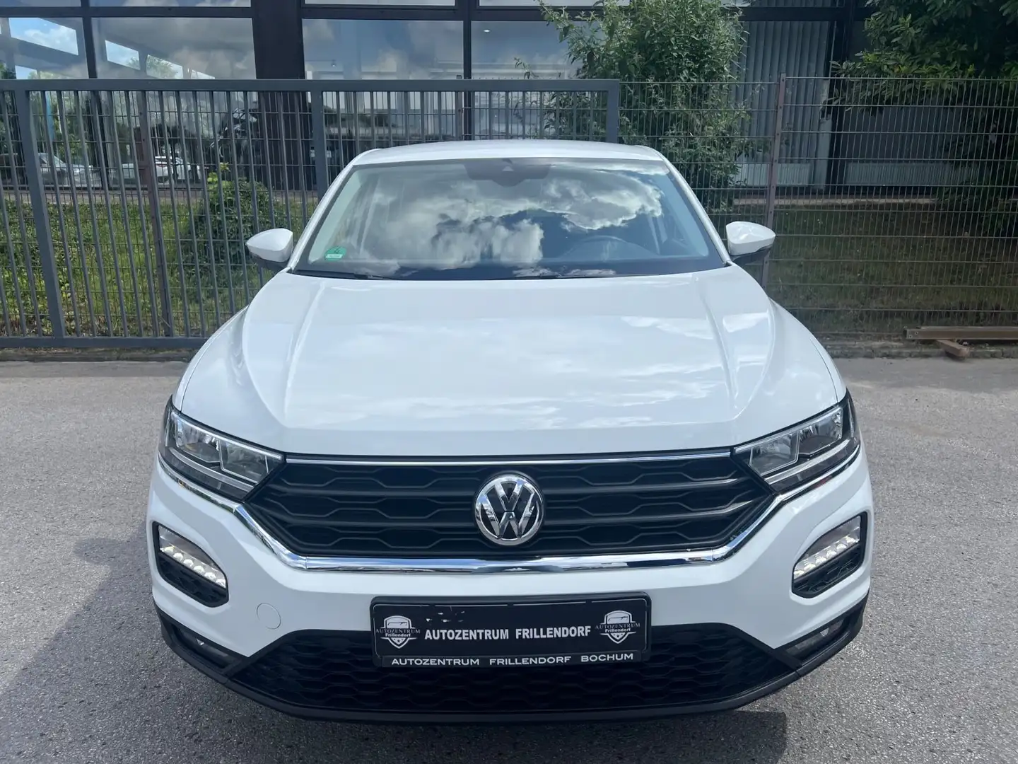 Volkswagen T-Roc Basis AUTOMATIK/ALLWETTER/PDC/24TKM!!! Blanc - 2