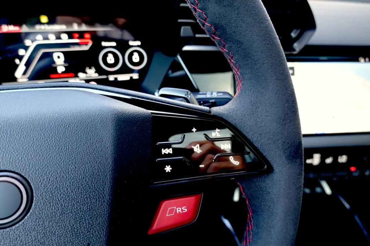 Audi RS3 2026 — фото 14