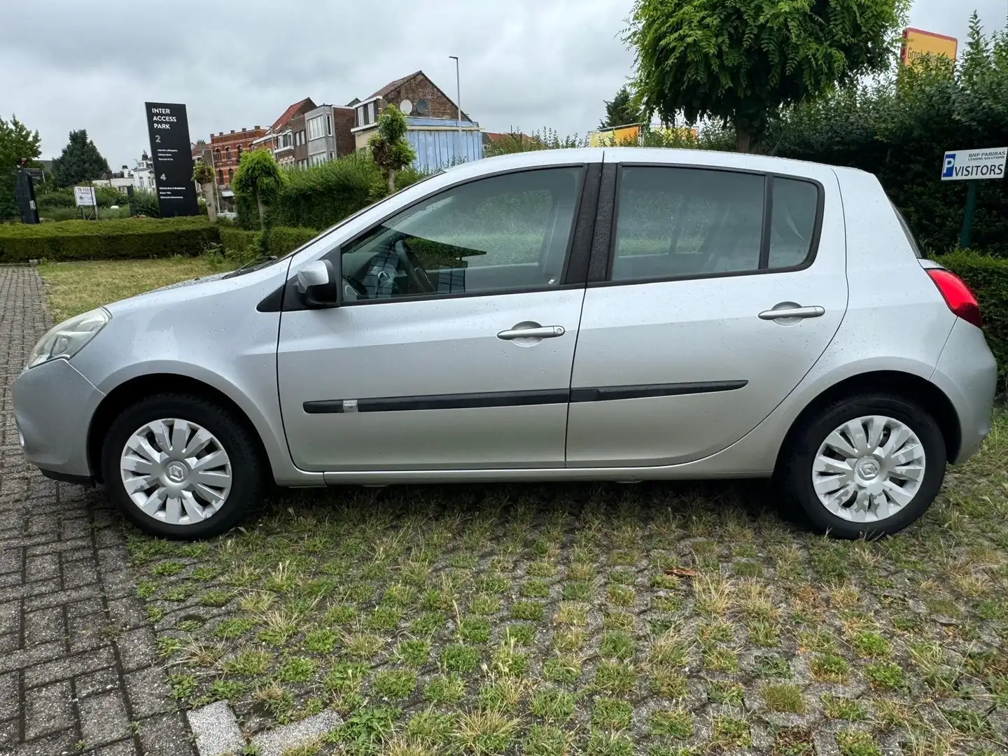 Renault Clio Renault Clio III phase 2 – 1.5 dCi – 2011 – 148 00 - 2