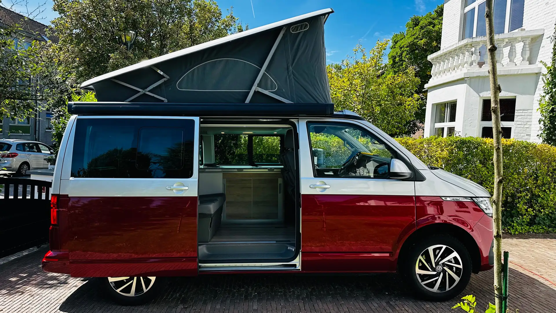 Volkswagen T6.1 California 2.0 TDI 110 kW / 150 ch DSG 4MOTION Argent - 2