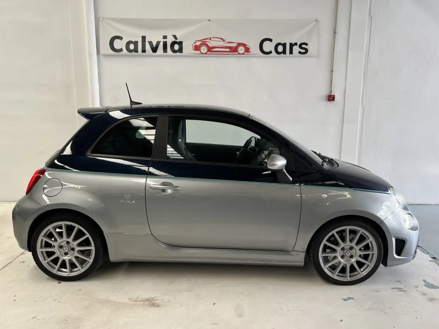 Abarth 695 Pequeño Manual de 3 Puertas Gris - 1