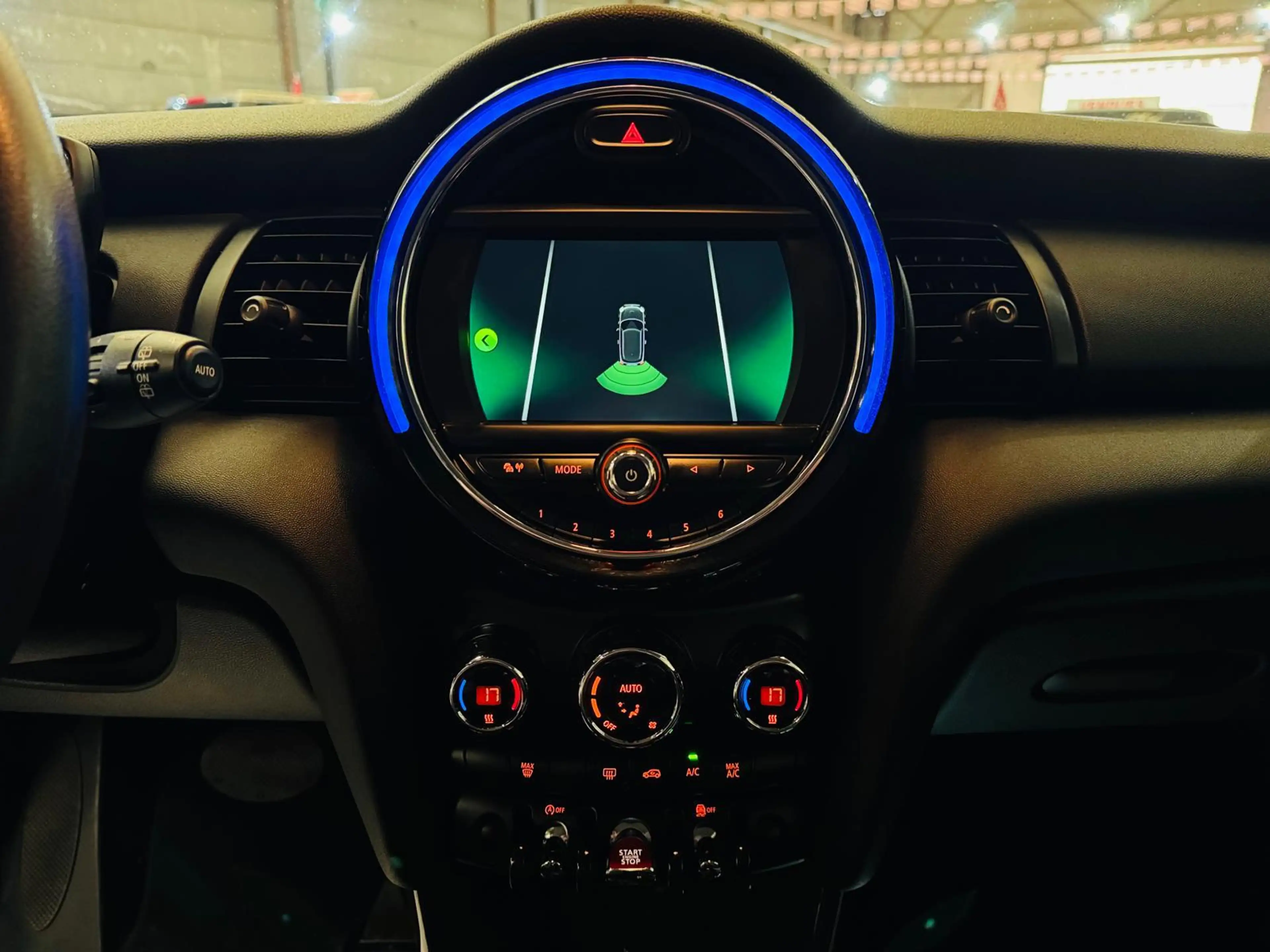 MINI One Mini 1.5A One Automatique Airco J.A Bluetooth — photo 28