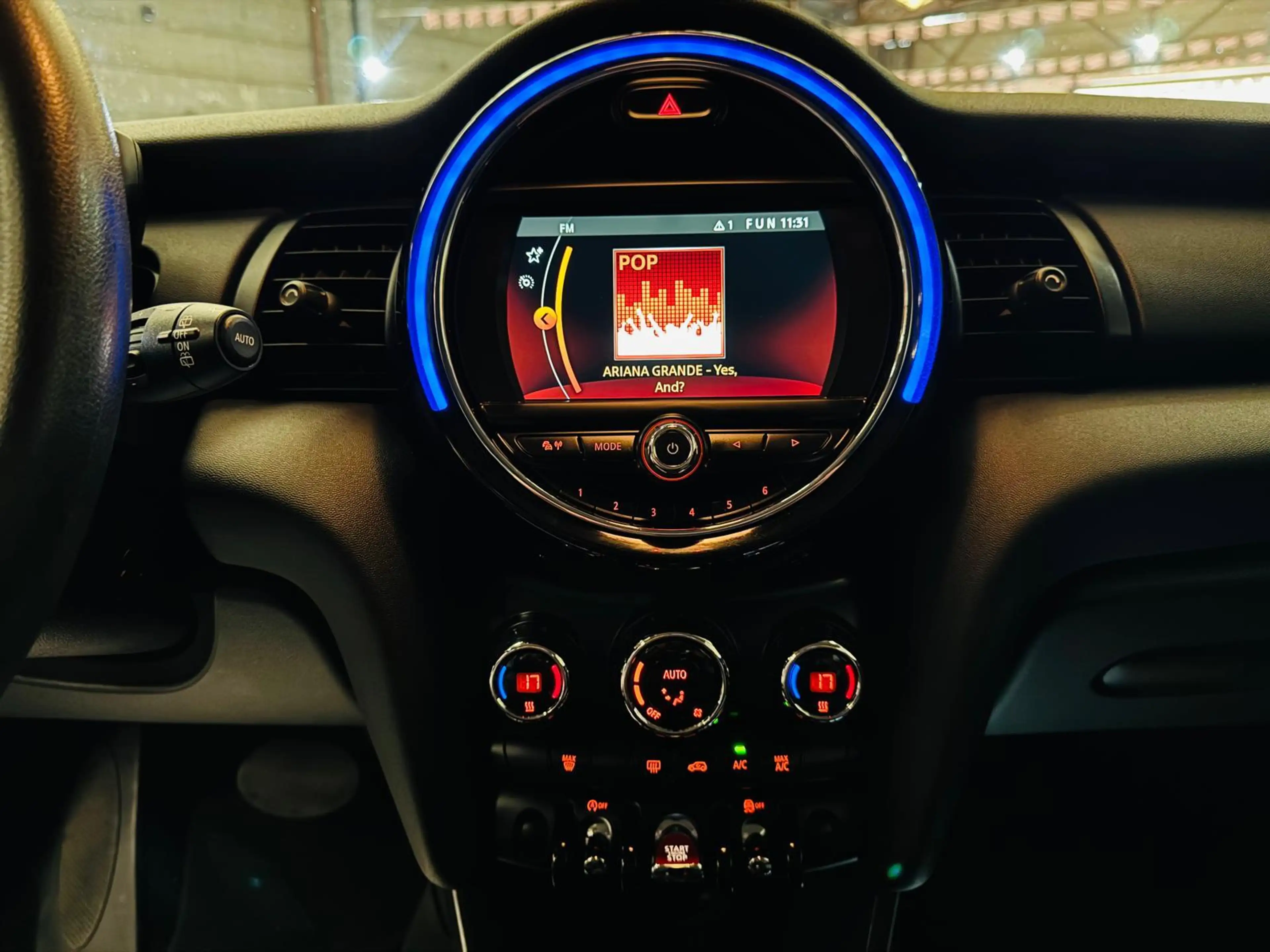 MINI One Mini 1.5A One Automatique Airco J.A Bluetooth — photo 25