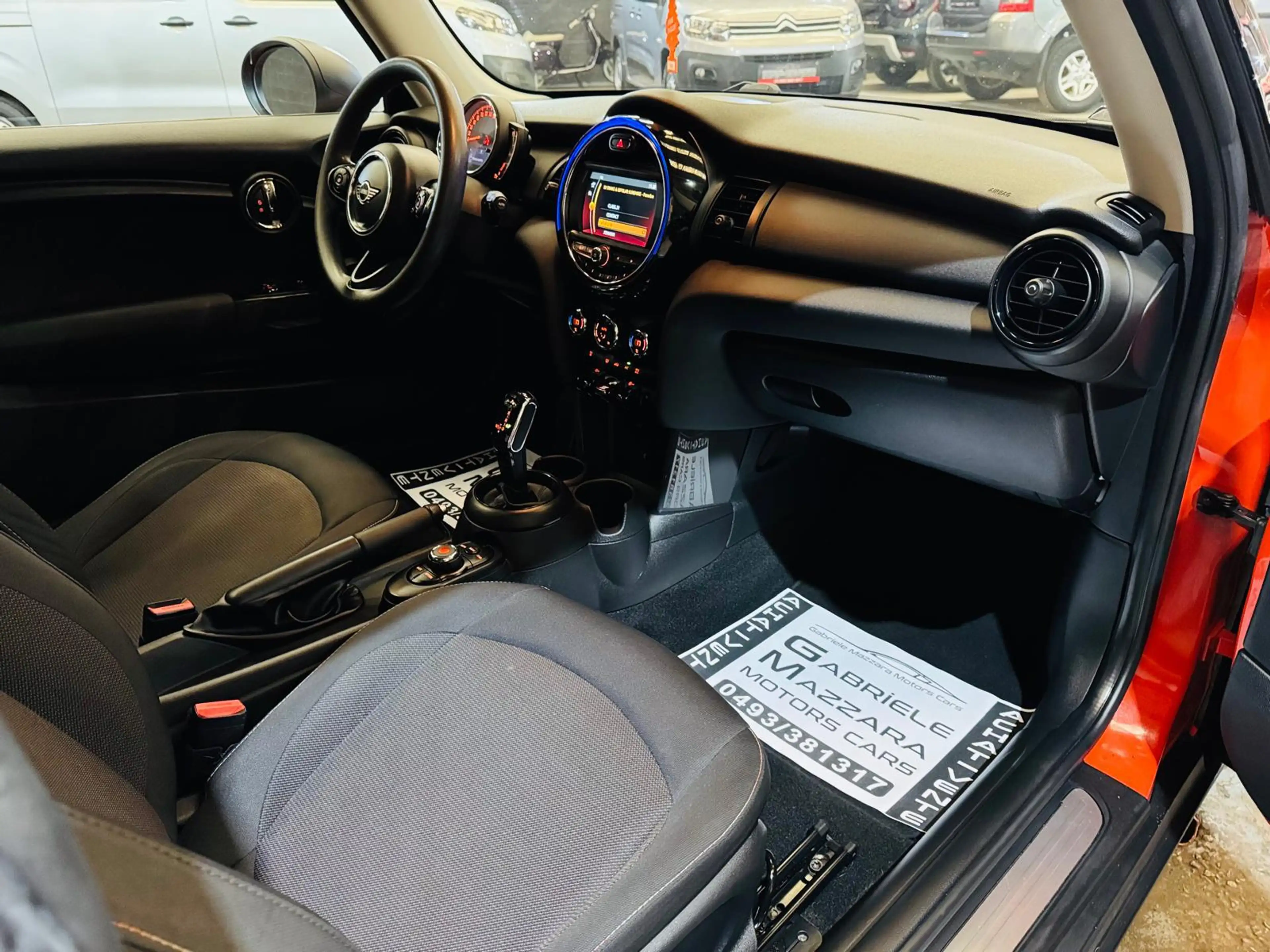 MINI One Mini 1.5A One Automatique Airco J.A Bluetooth — photo 17