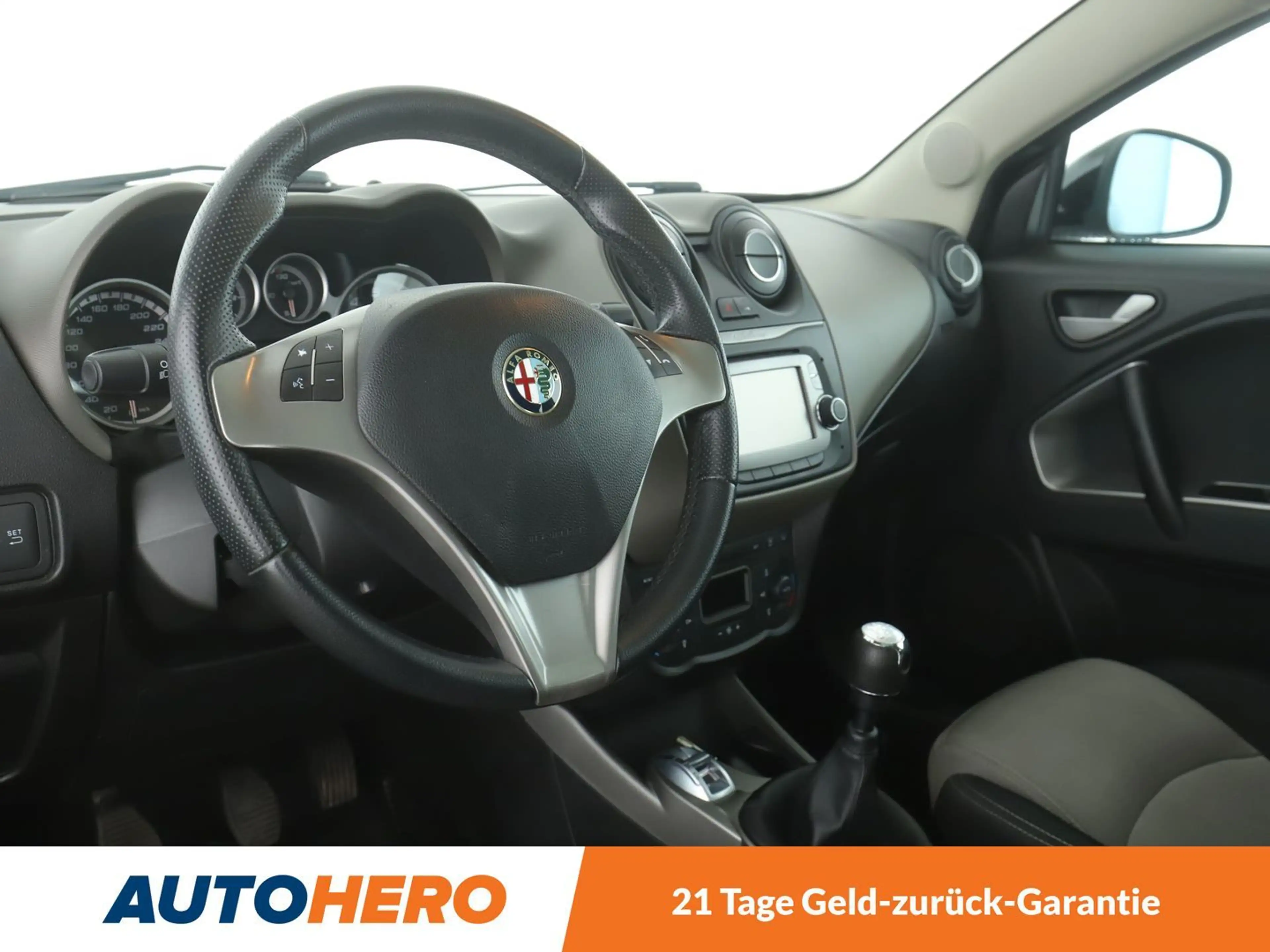 Alfa Romeo MiTo 0.9 TwinAir Turismo*NAVI*SHZ*PDC*PANO*ALU* — photo 11