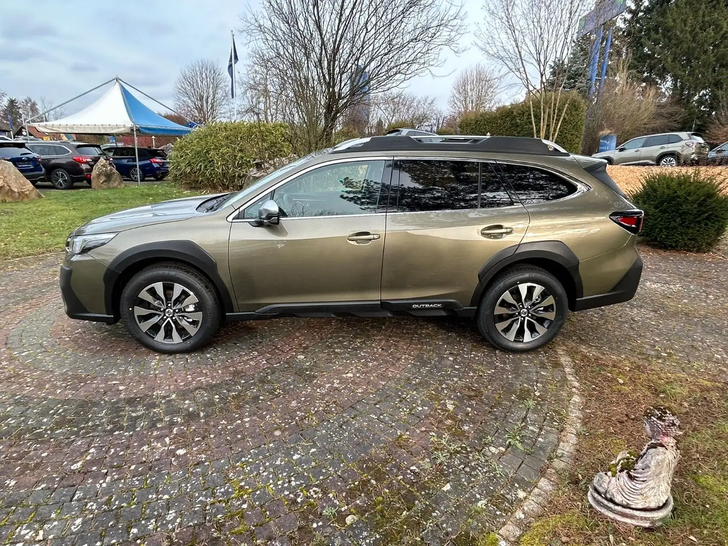 Subaru OUTBACK 2.5i Platinum Modell 2025*abnehmbare AHK Grün - 2