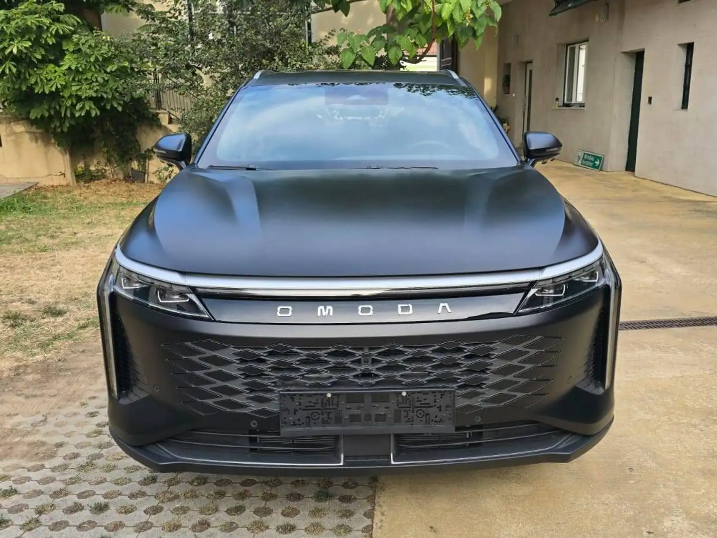 Omoda 9 1.5 PHEV Premium Line *sofort verfügbar* Schwarz - 1