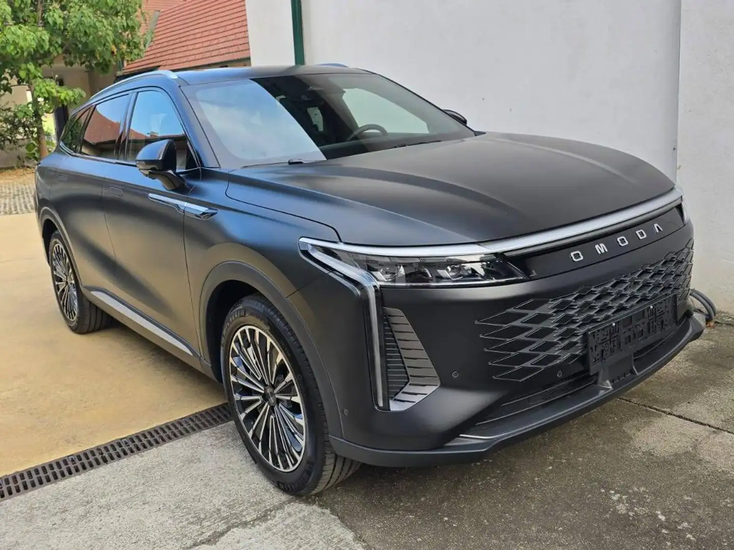 Omoda 9 1.5 PHEV Premium Line *sofort verfügbar* Schwarz - 2