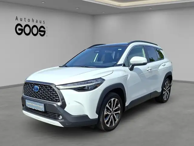 2024 Toyota Corolla Cross in White for sale