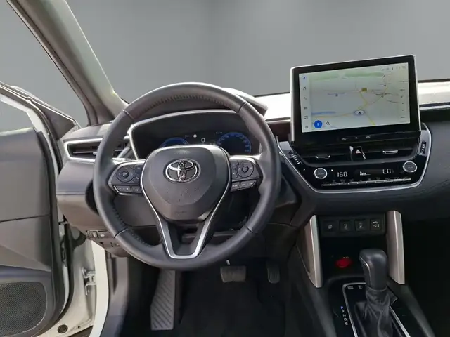 Toyota Corolla Cross view 13