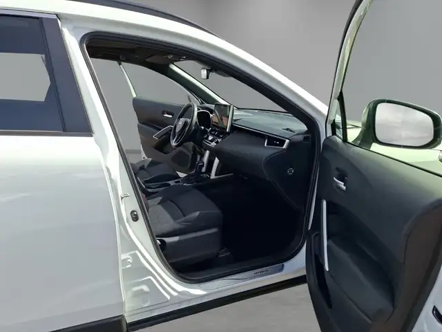 Toyota Corolla Cross view 12