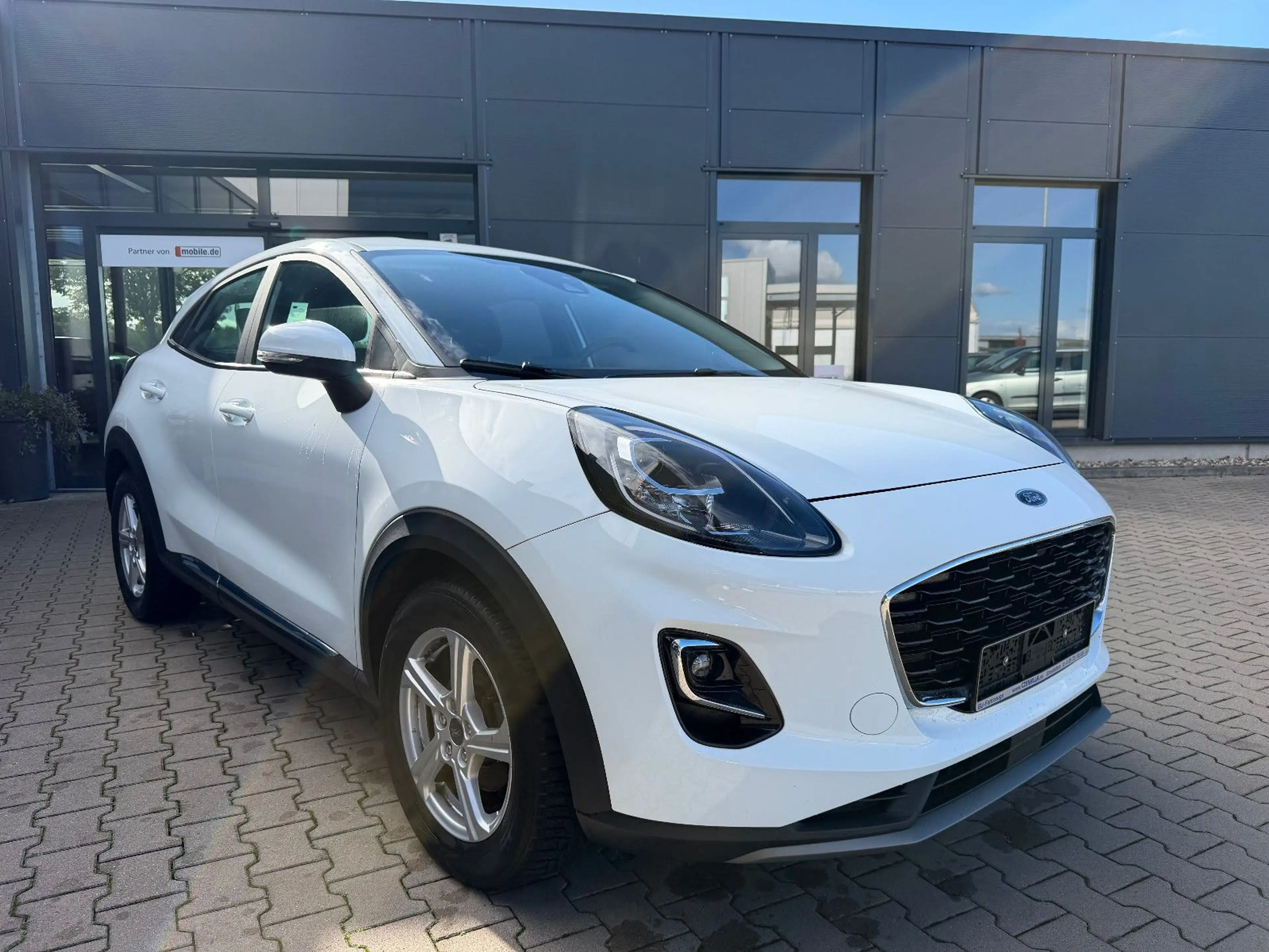 Ford Puma 1.0 Ecoboost Titanium — photo 9