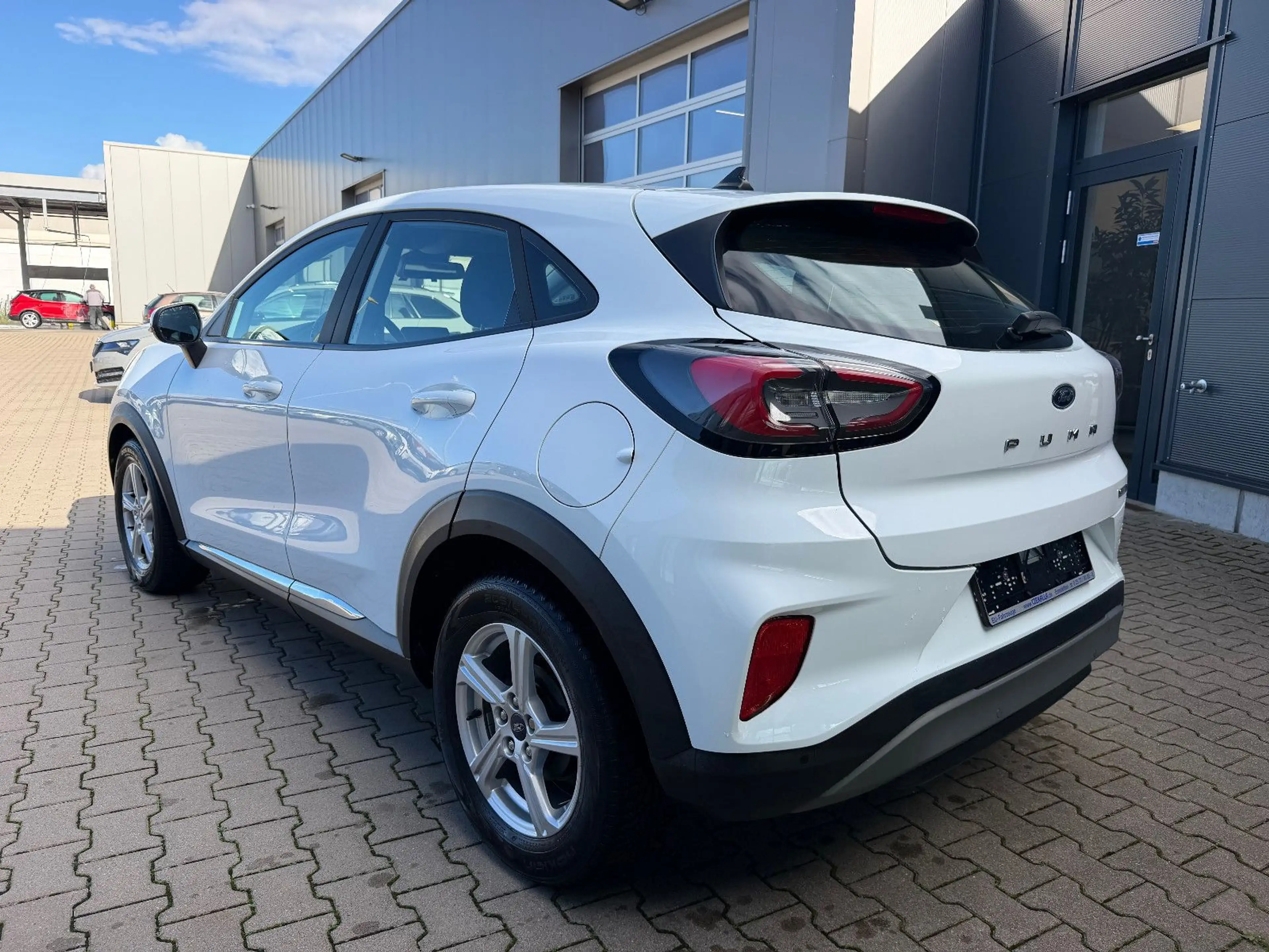 Ford Puma 1.0 Ecoboost Titanium — photo 4