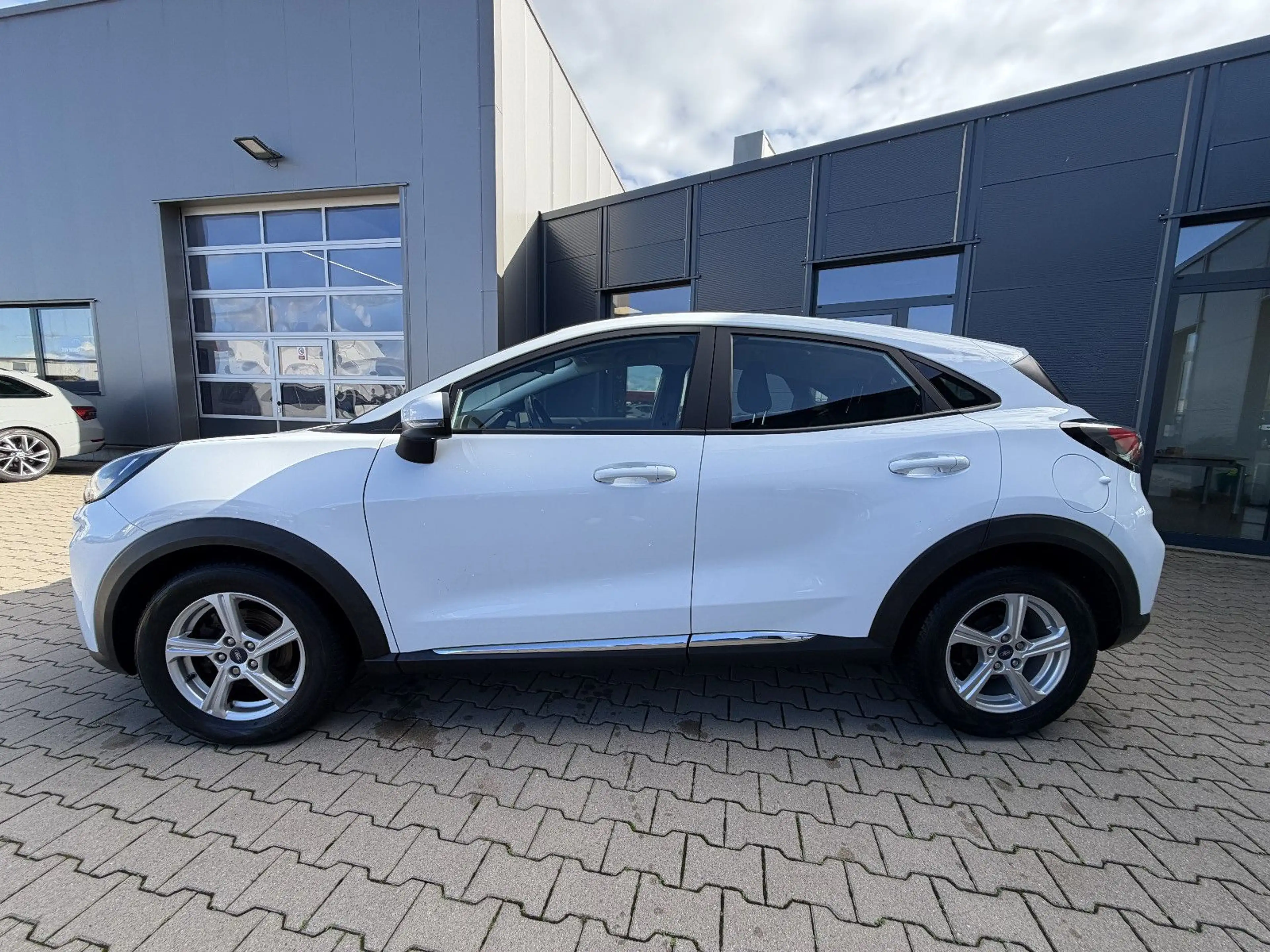 Ford Puma 1.0 Ecoboost Titanium — photo 3