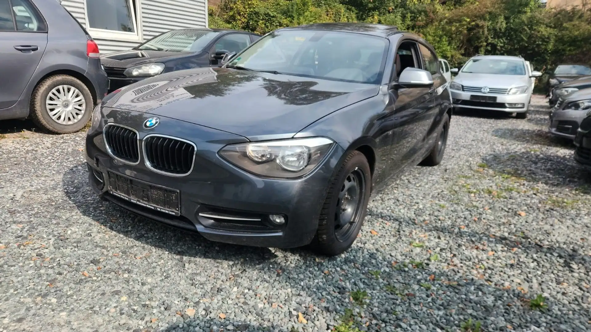 BMW 118 Baureihe Sport-Line/Navi/Schiebedach Grau - 1