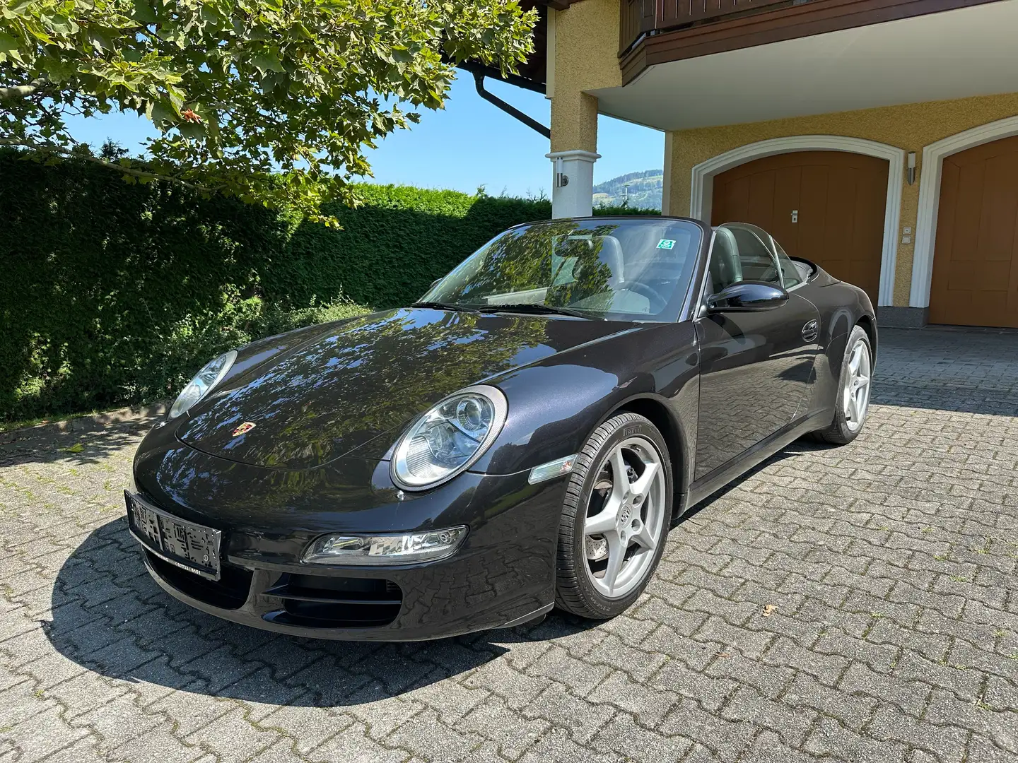Porsche 997 911 Carrera Cabrio Tiptronic Schwarz - 1