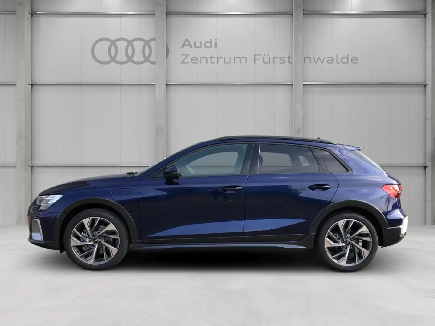 Audi A3 1.5 allstreet 40 TFSIe S tronic+Businesspaket+LED+ Blau - 2