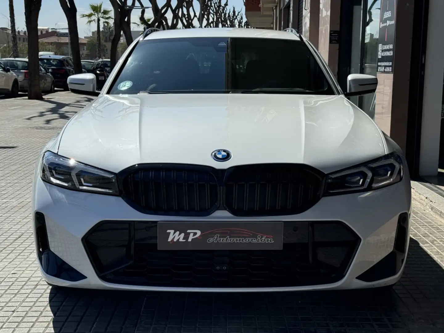 BMW 330 330e xDrive Touring M Sport Blanco - 2