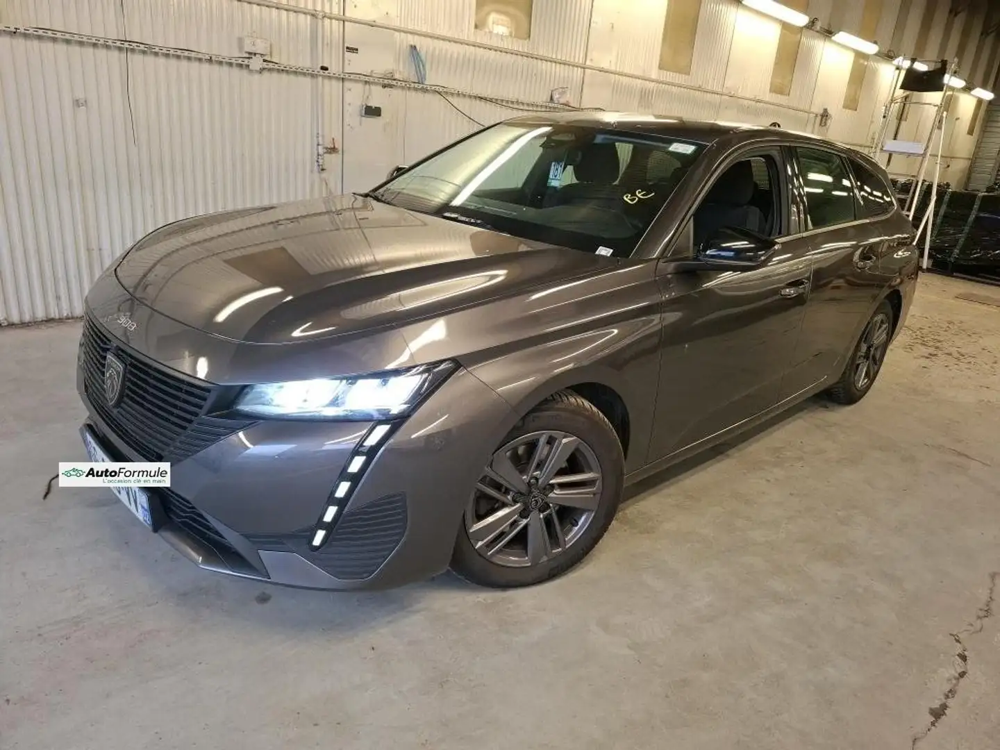 Peugeot 308 Break 1.5 BlueHDI 130ch Active Pack + attelage Gris - 1