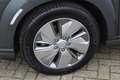 Hyundai KONA EV Comfort 64 kWh / €2000,- Subsidie Mogelijk / Na Grijs - thumbnail 15