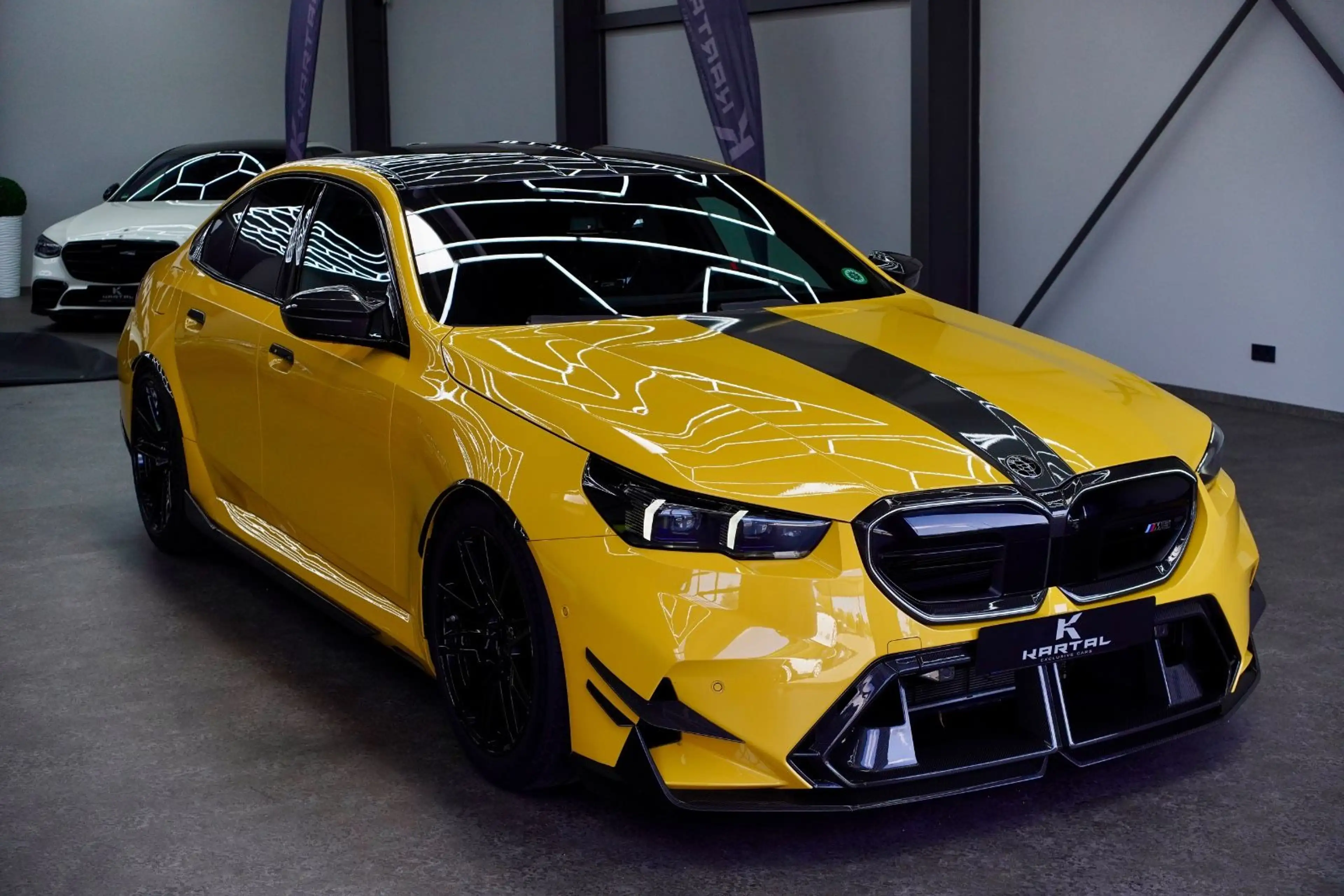 BMW M5 G60 |SPEEDGELB|CARBON| KERAMIK|MPerformance — photo 4