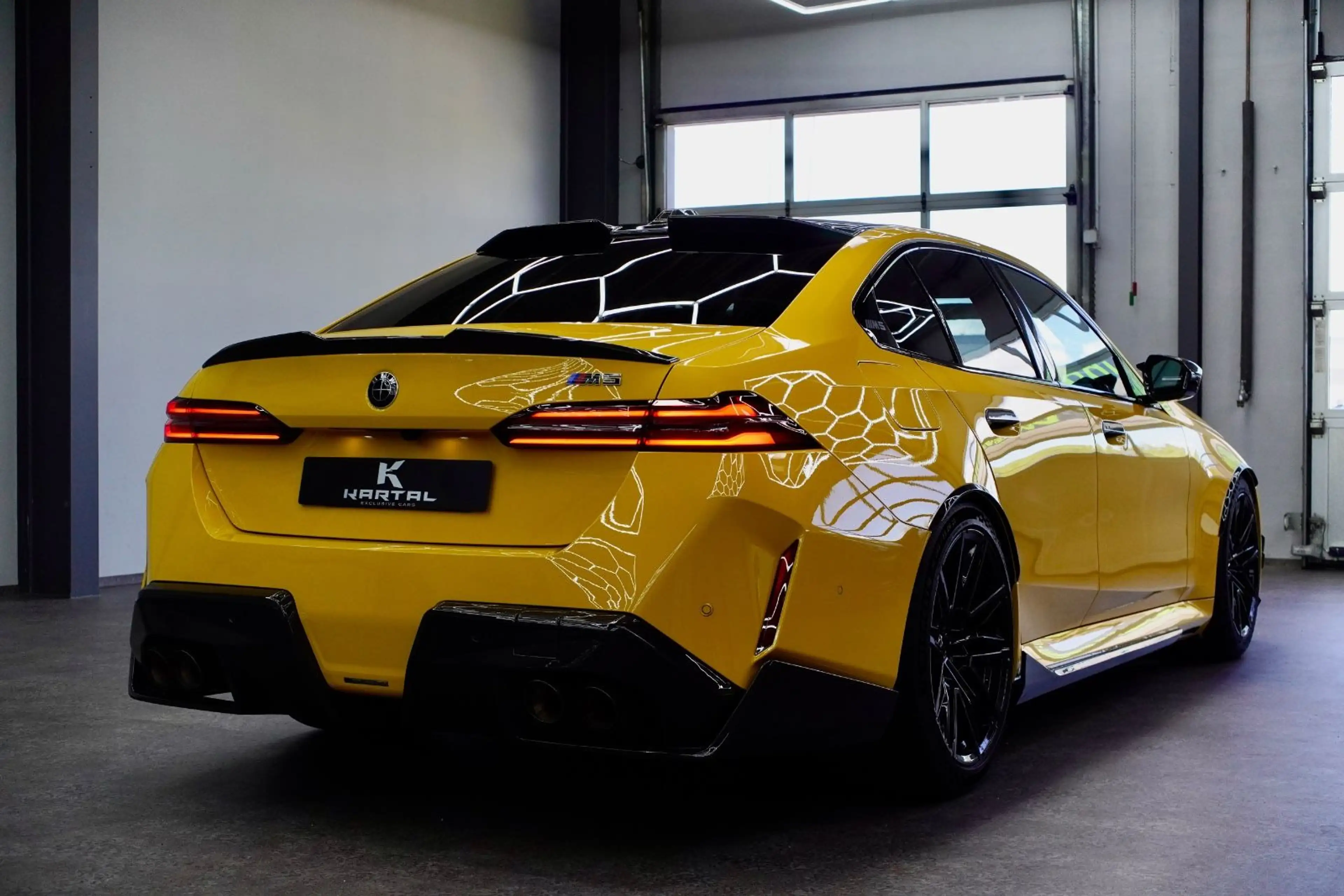 BMW M5 G60 |SPEEDGELB|CARBON| KERAMIK|MPerformance — photo 12