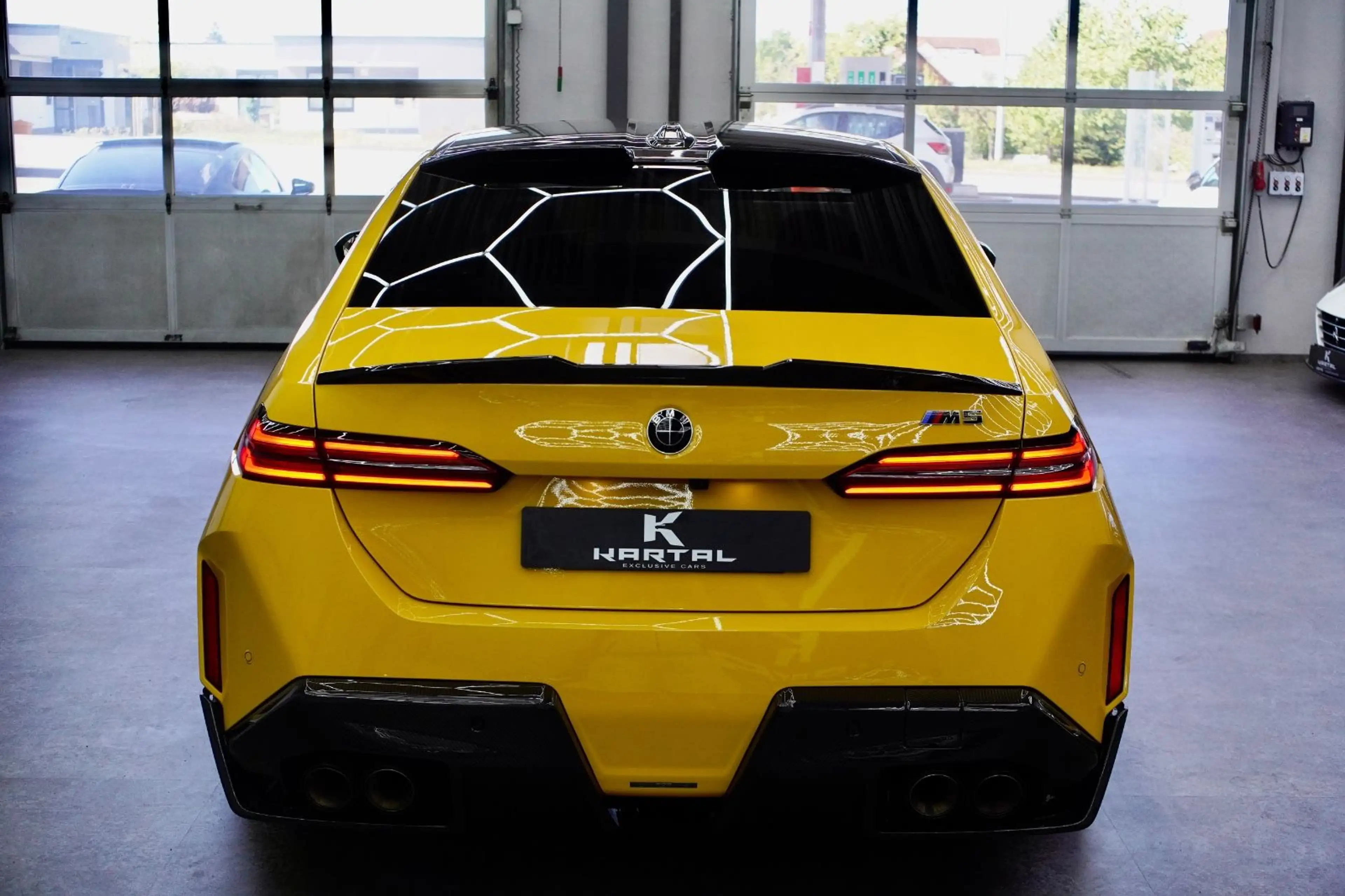 BMW M5 G60 |SPEEDGELB|CARBON| KERAMIK|MPerformance — photo 6
