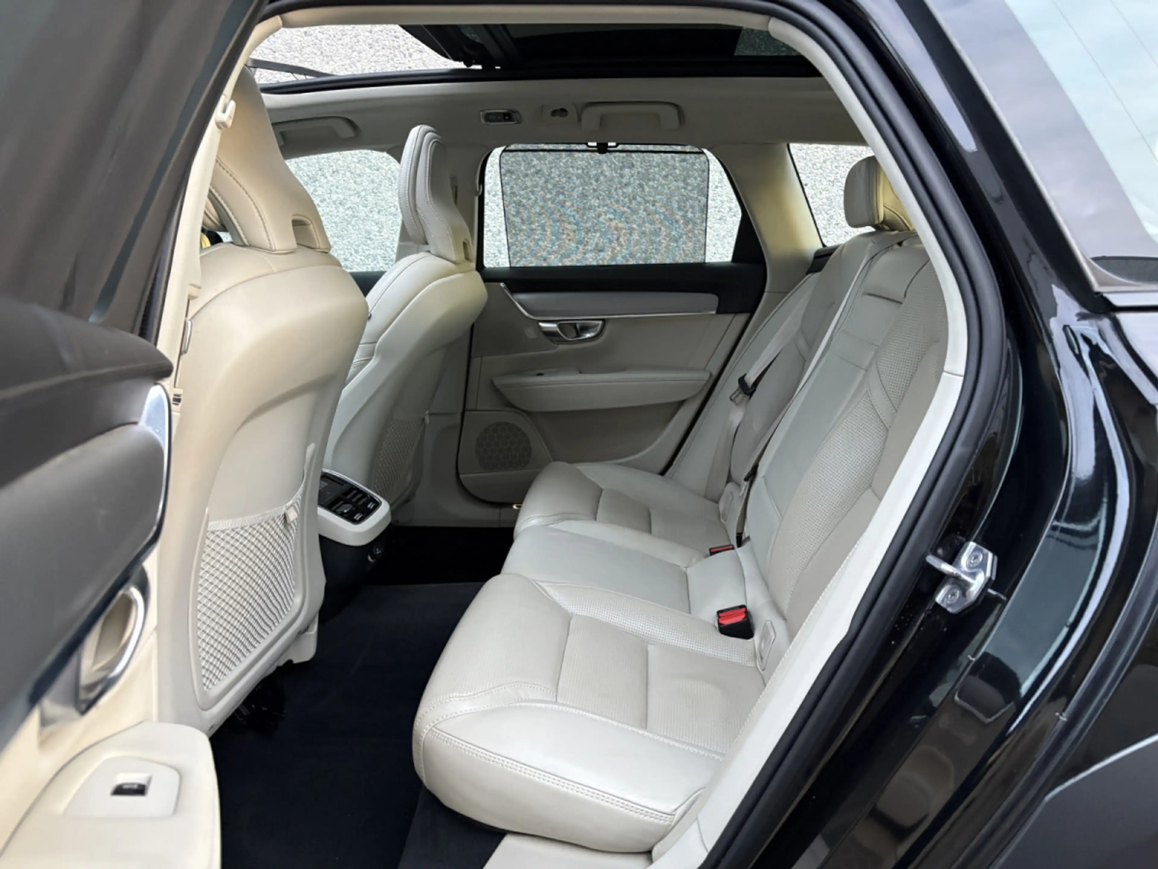 Volvo V90 Cross Country Pro AWD/PANO/19/360/HUP.D/MALUS PAYE — photo 14