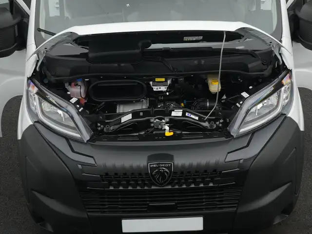 Peugeot Boxer view 8