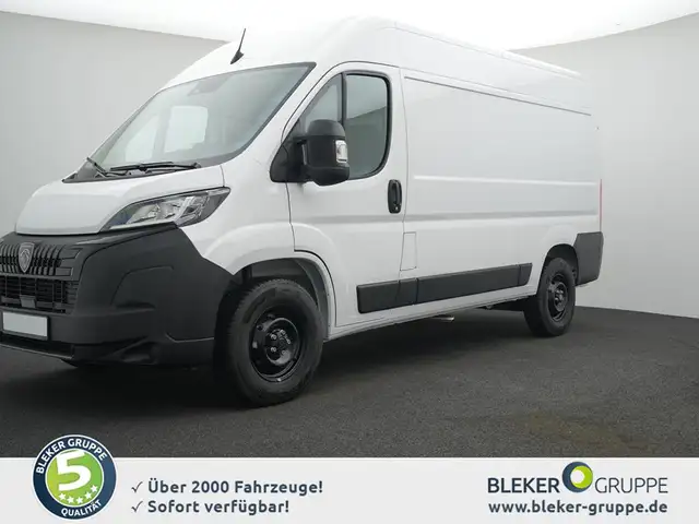 Peugeot Boxer view 2