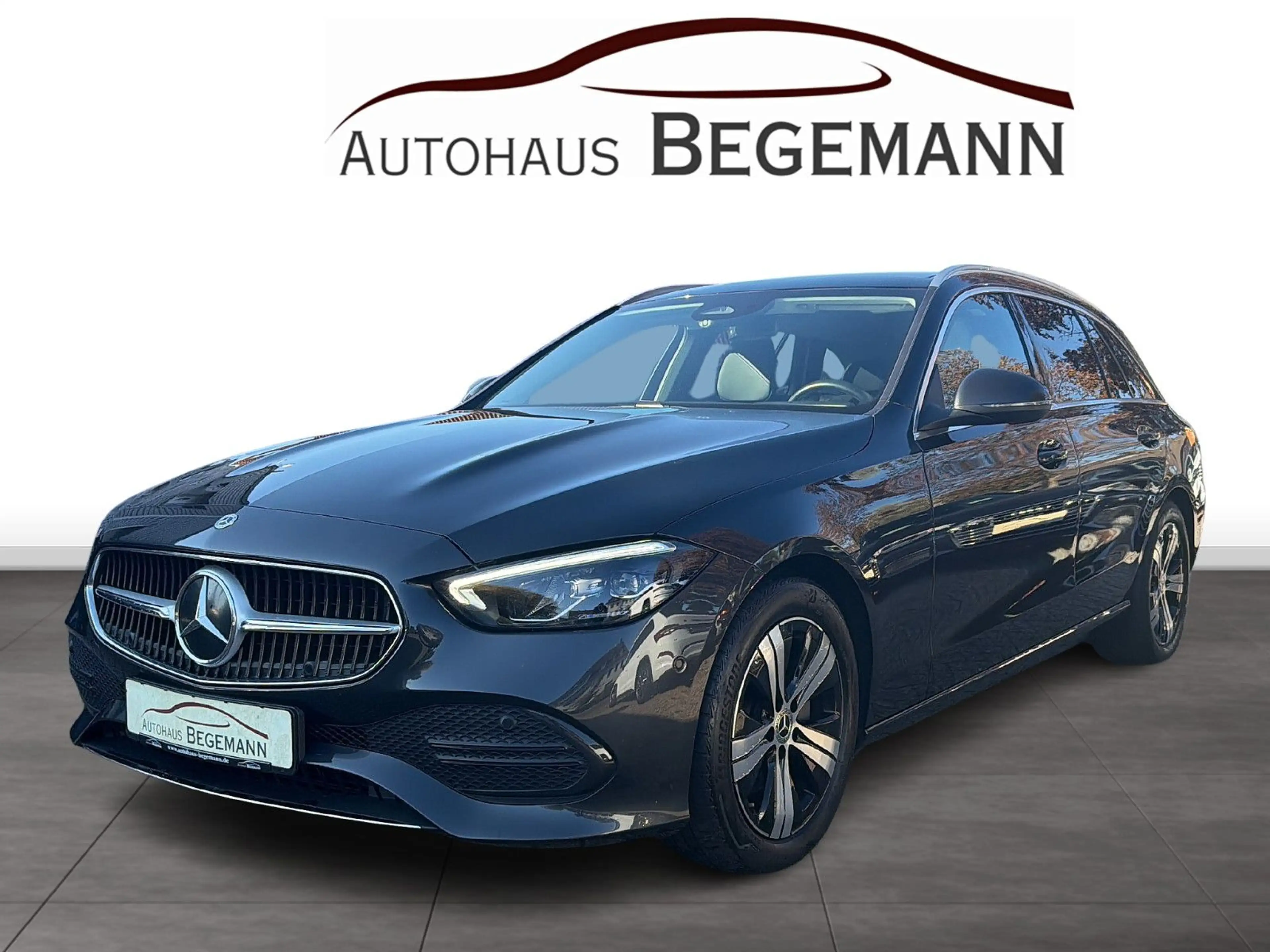 Mercedes-Benz C 220 d T-Modell 4Matic /Burmester/Panorama