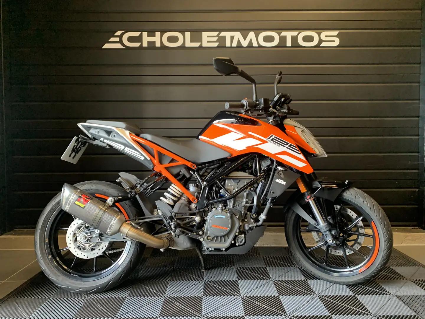 KTM 125 Duke Orange - 1