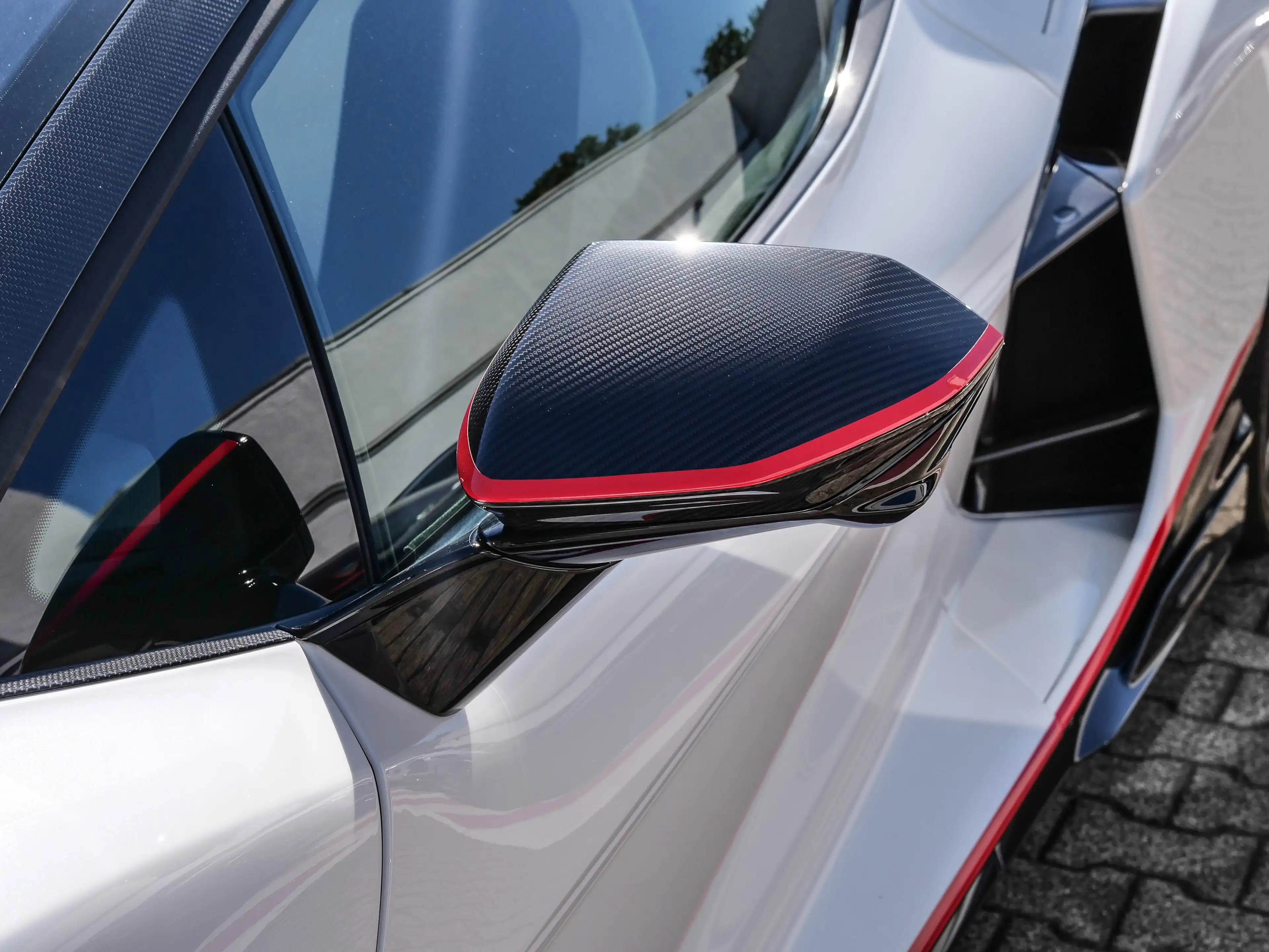 Lamborghini Revuelto Bianco Asopo, Full High Assistant Pack — photo 14