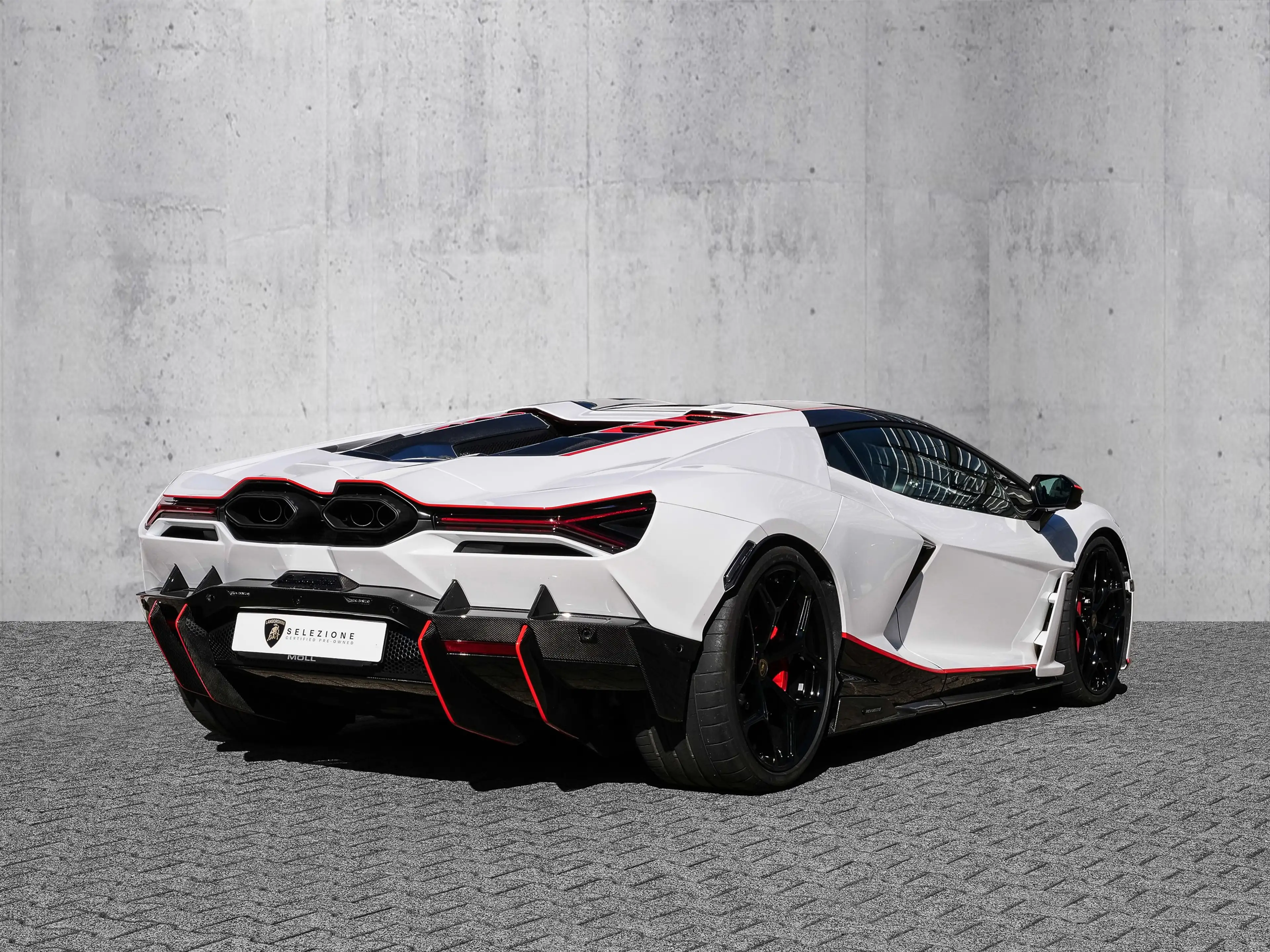 Lamborghini Revuelto Bianco Asopo, Full High Assistant Pack — photo 3
