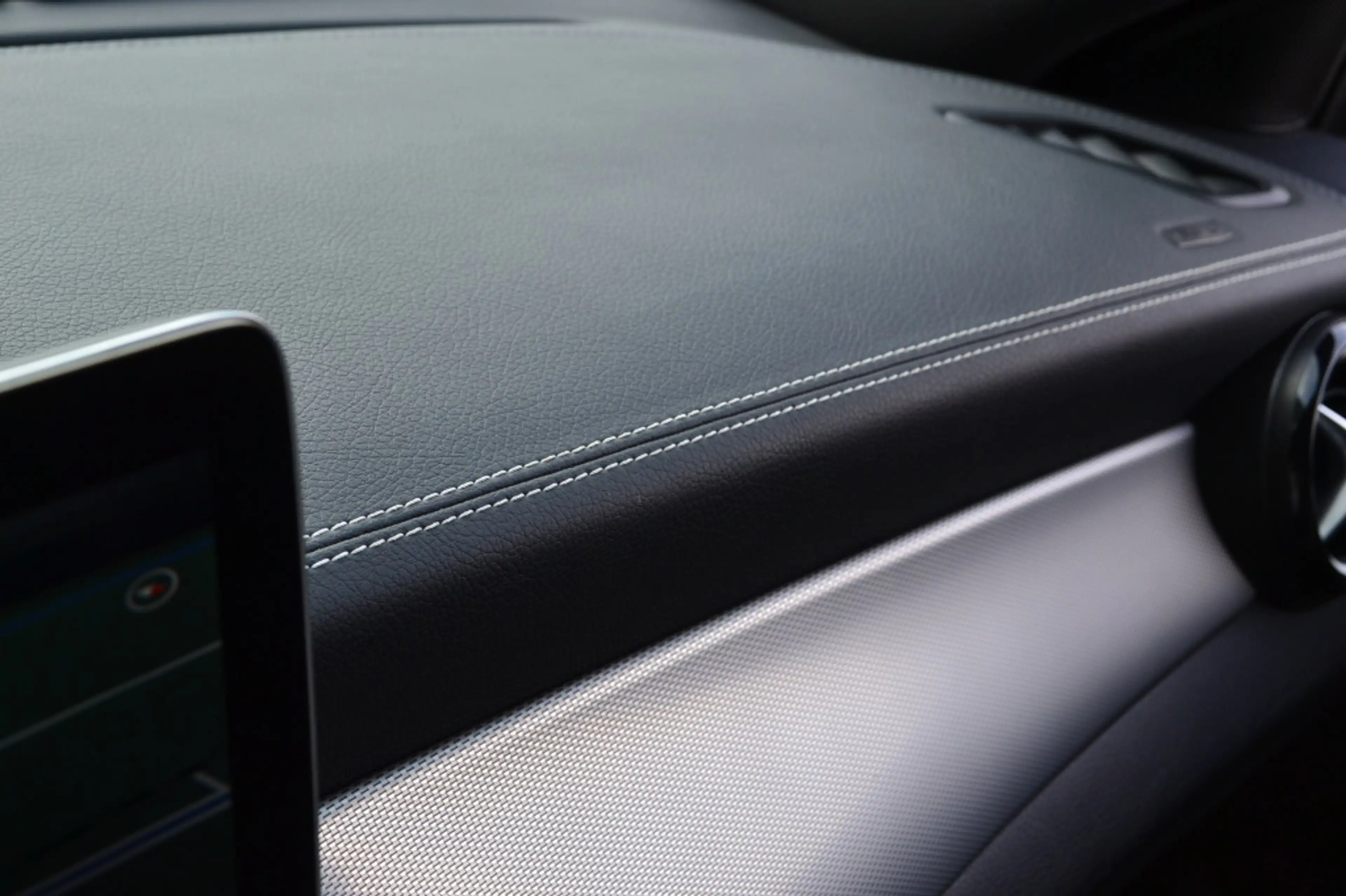Mercedes-Benz CLA 180 Shooting Brake AMG Edition Camera/LED/Keyless/18'' — photo 44