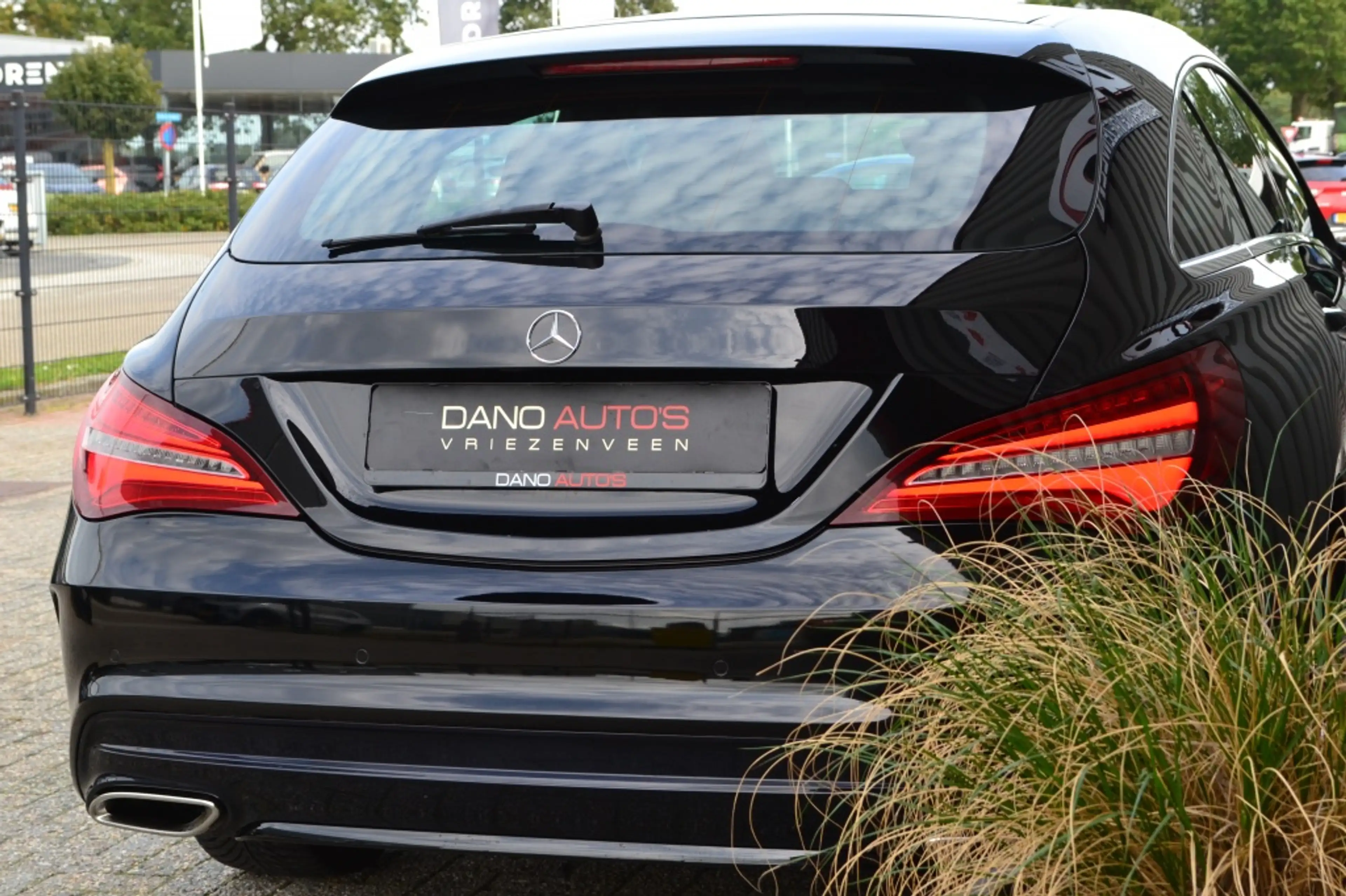 Mercedes-Benz CLA 180 Shooting Brake AMG Edition Camera/LED/Keyless/18'' — photo 15