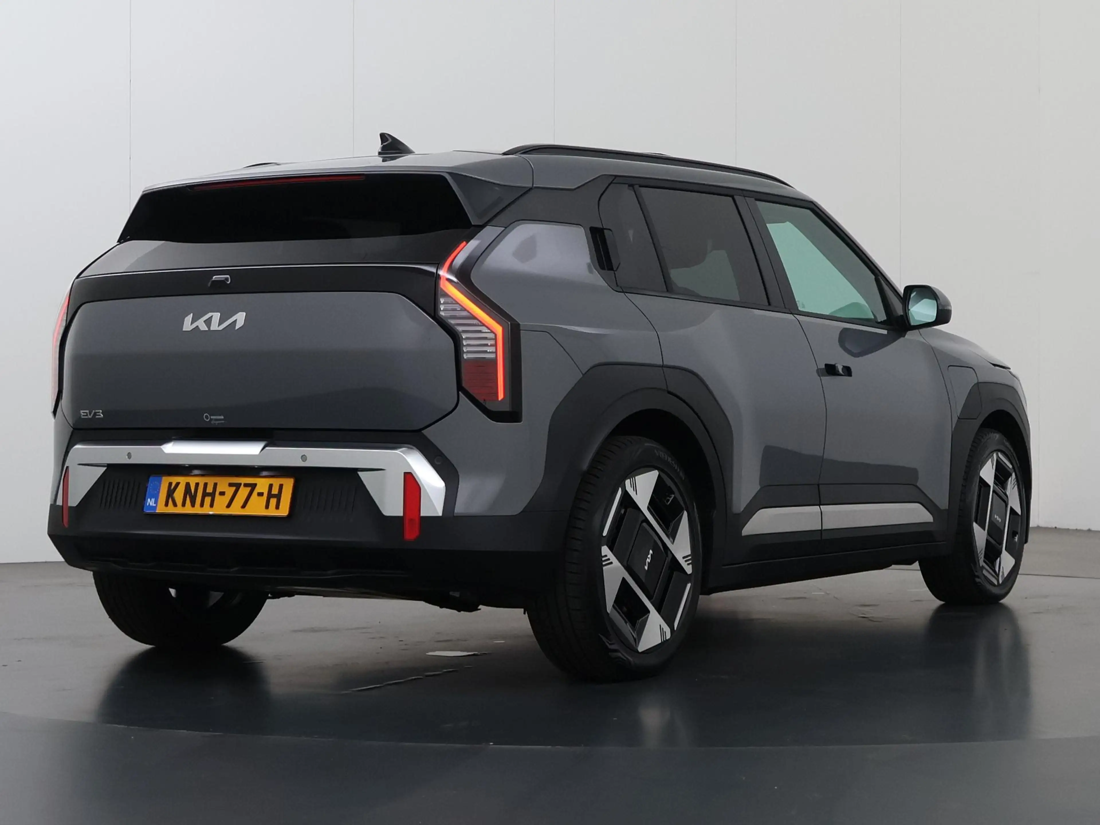 Kia EV3 Plus Advanced 81.4 kWh — photo 2