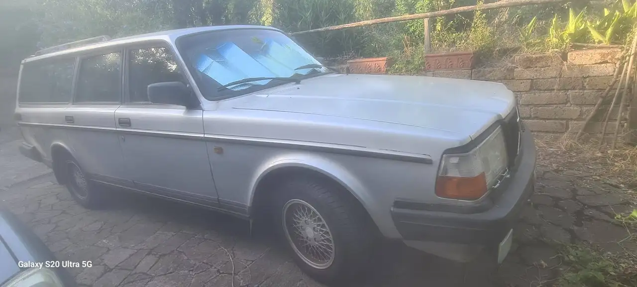 Volvo 245 polar, foto 1