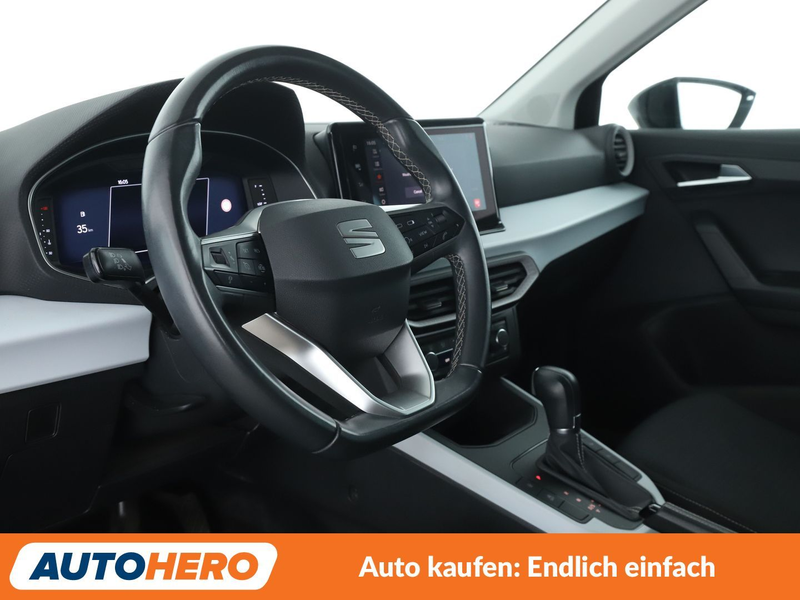 SEAT Arona 1.0 TSI Style Aut*NAVI*LED*ACC*CAM*PDC*SHZ* — photo 11