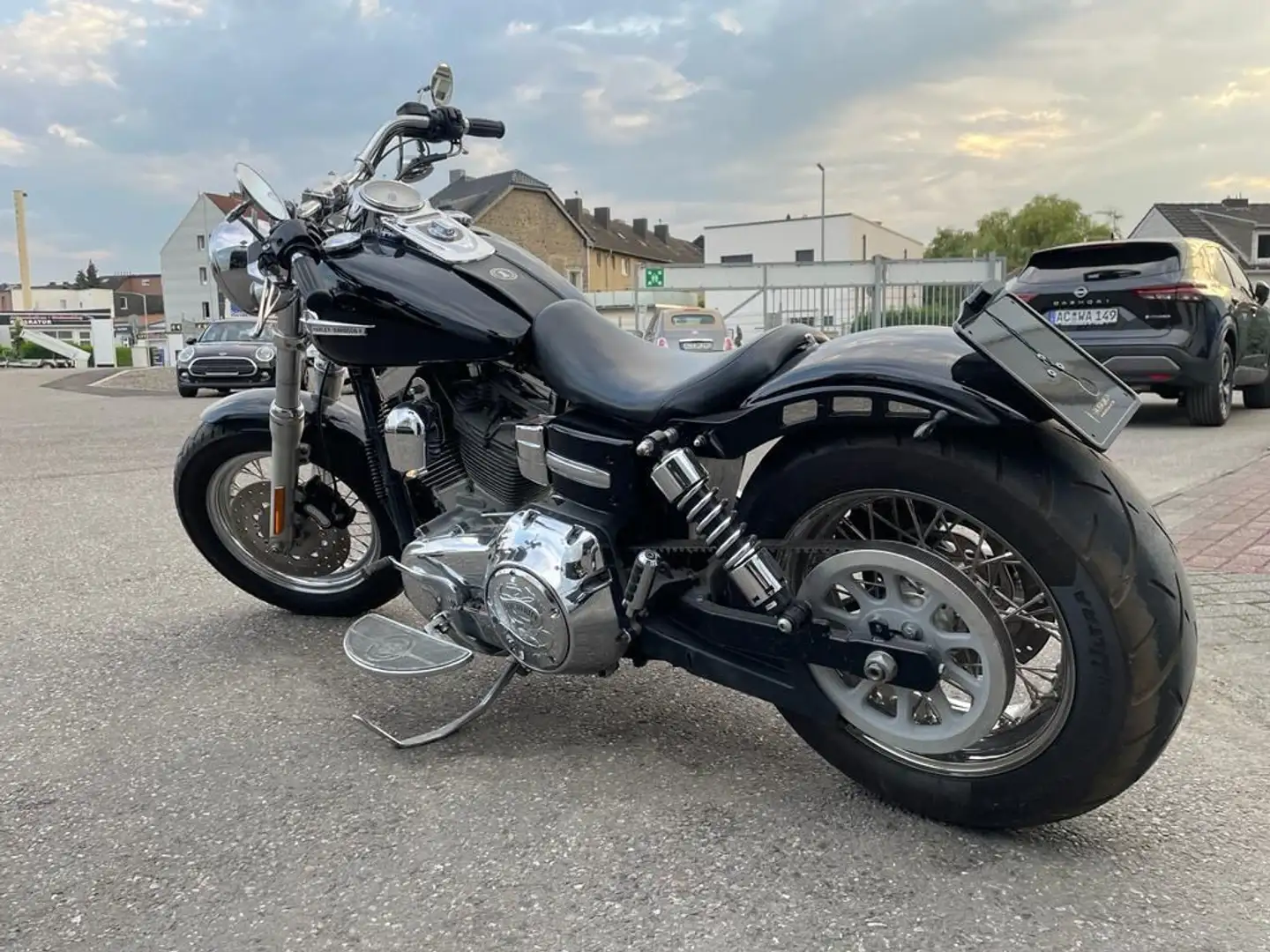 Harley-Davidson Fat Bob Negru - 2