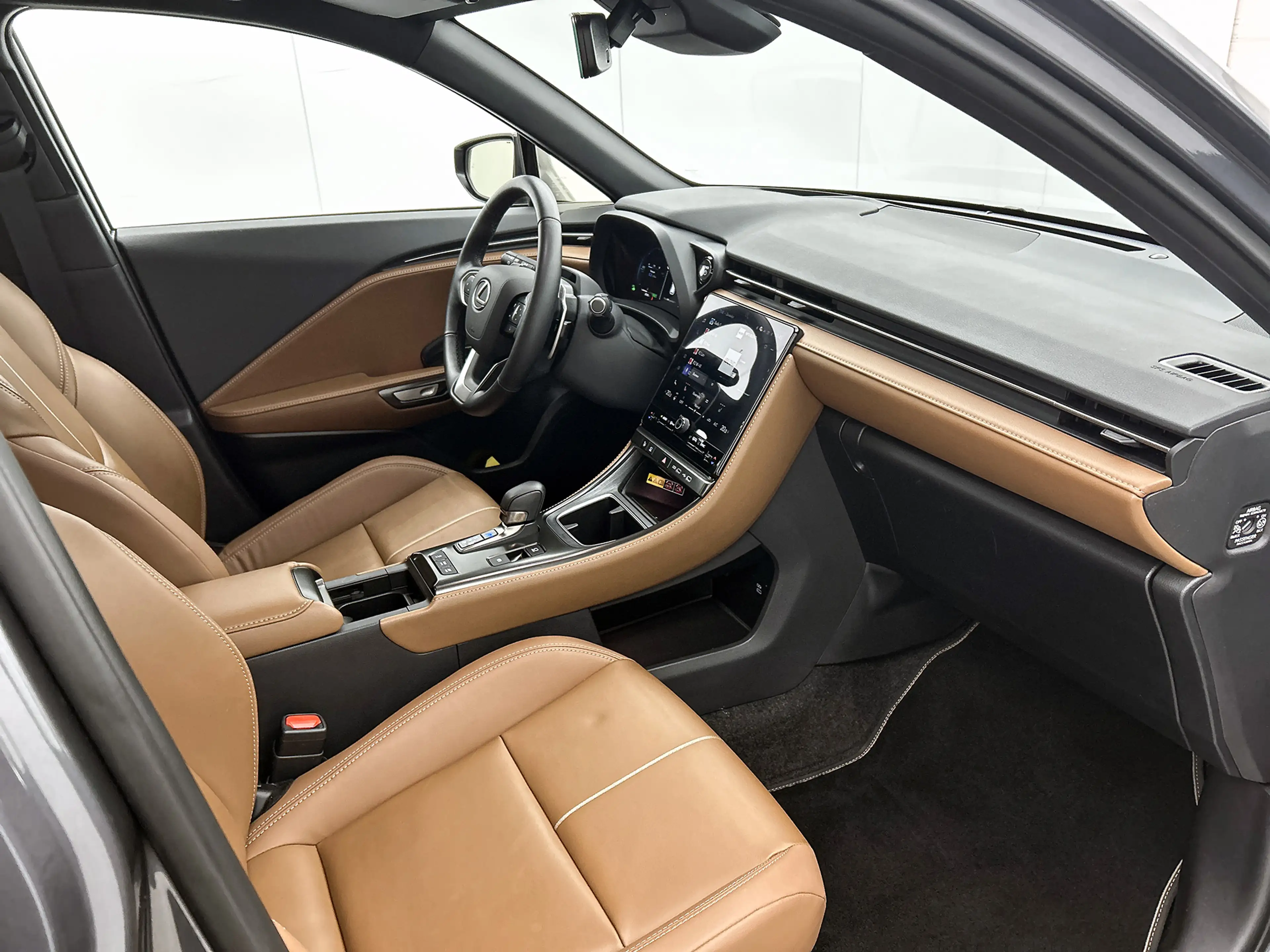 Lexus LBX Relax 2WD Advanced Pack | BTW voertuig | Mark Levi — photo 6